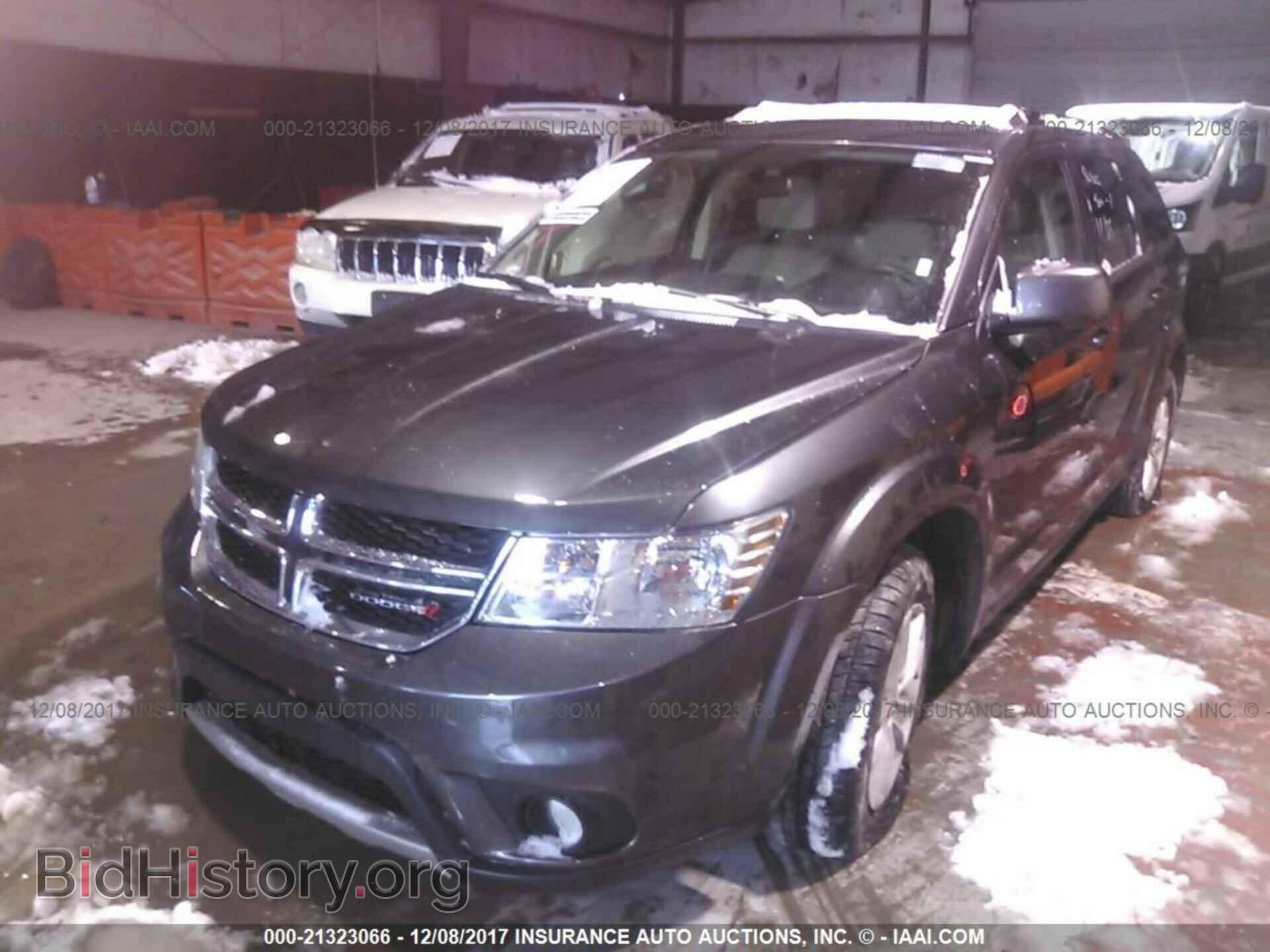 2017 Dodge Journey - VIN: 3C4PDCBG8HT531136 - Фото 2
