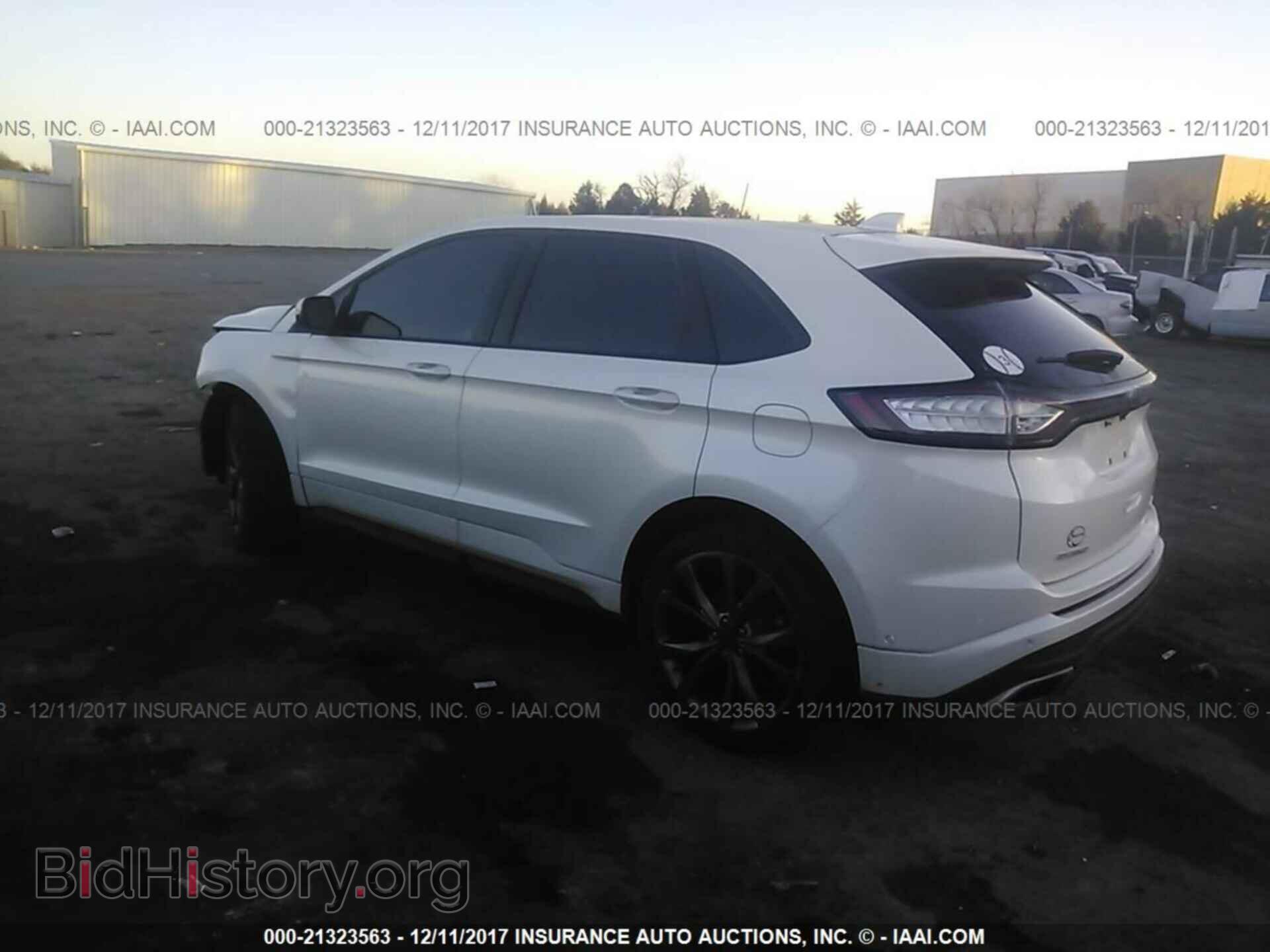 2016 Ford Edge - VIN: 2FMPK4AP1GBB88544 - Фото 3