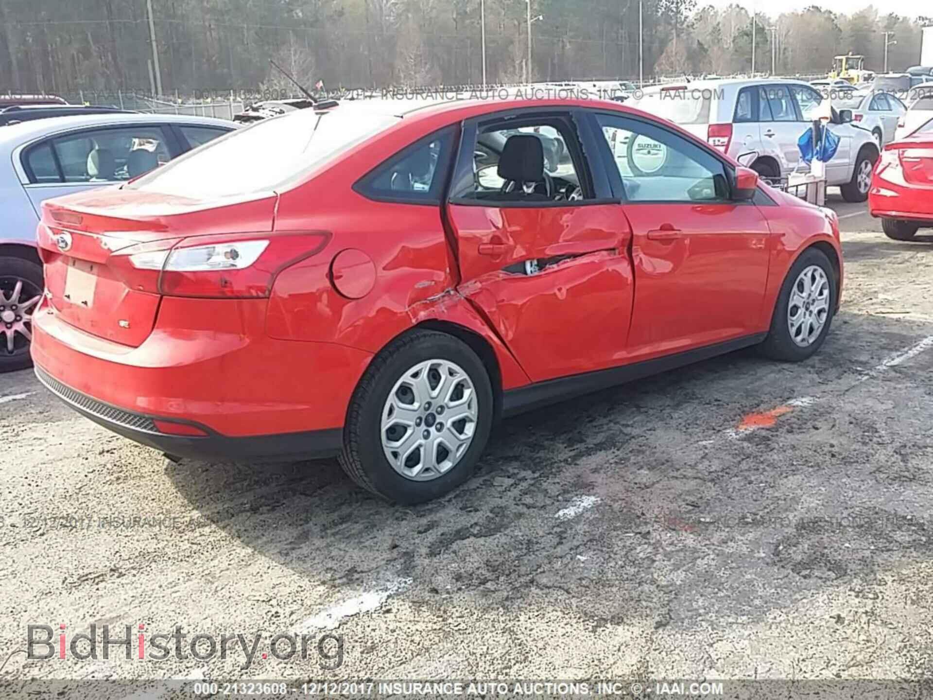 2012 Ford Focus - VIN: 1FAHP3F27CL146994 - Фото 4