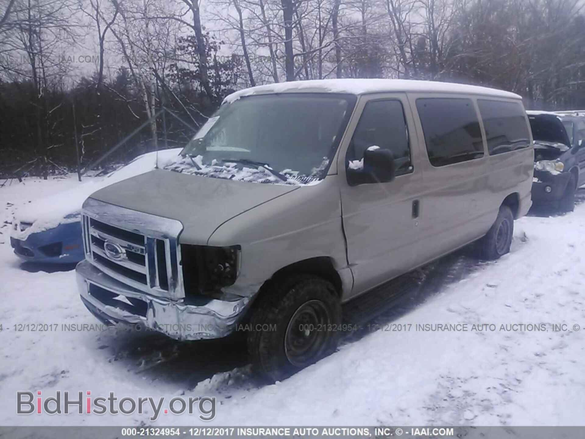 2011 Ford Econoline - VIN: 1FBNE3BLXBDA71125 - Фото 2