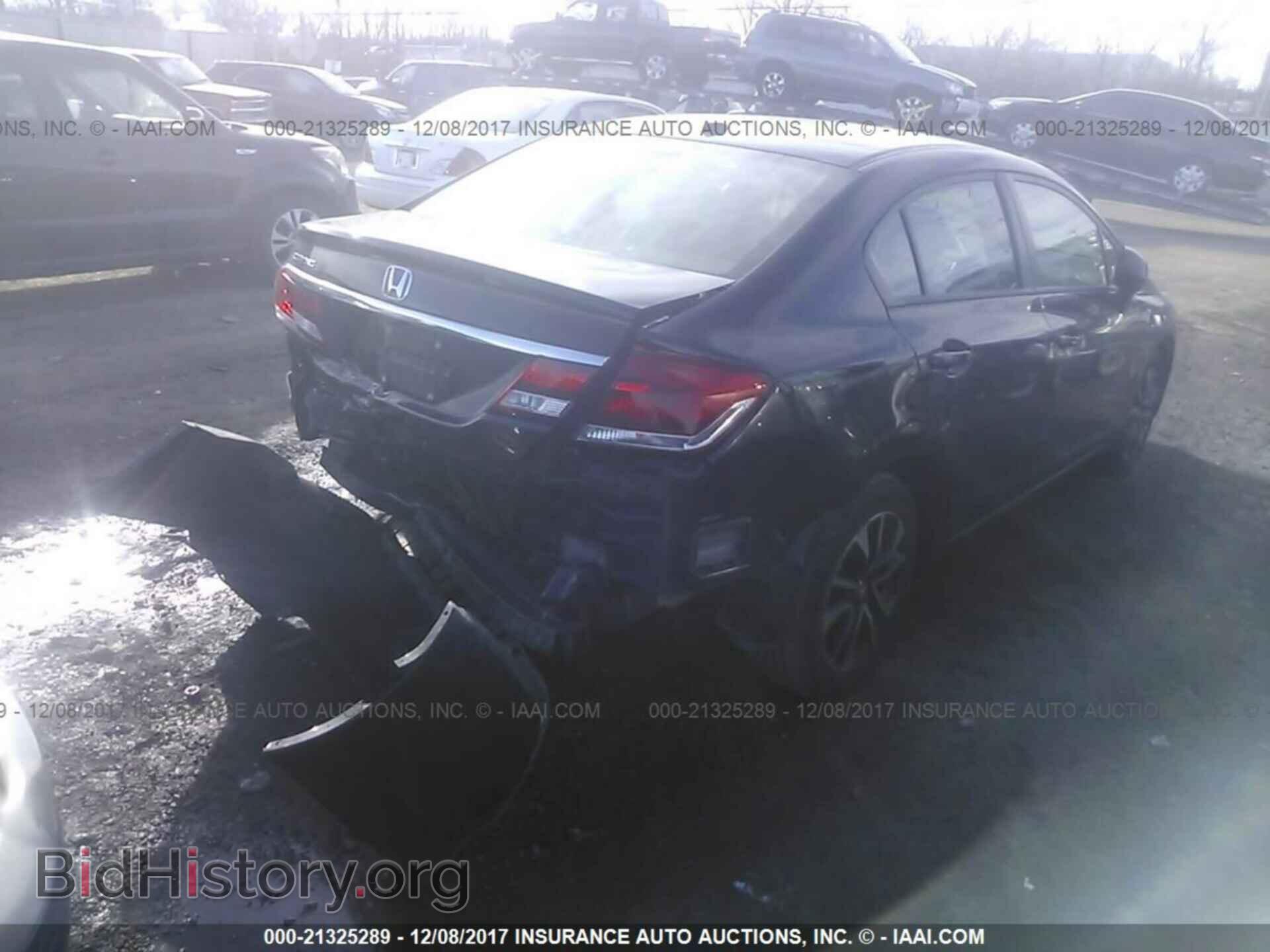 2013 Honda Civic - VIN: 19XFB2F94DE076632 - Photo 4