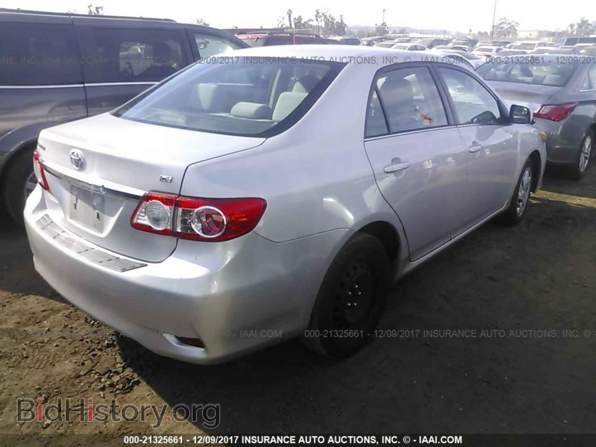 2013 Toyota Corolla - VIN: 2T1BU4EE2DC058633 - Photo 4
