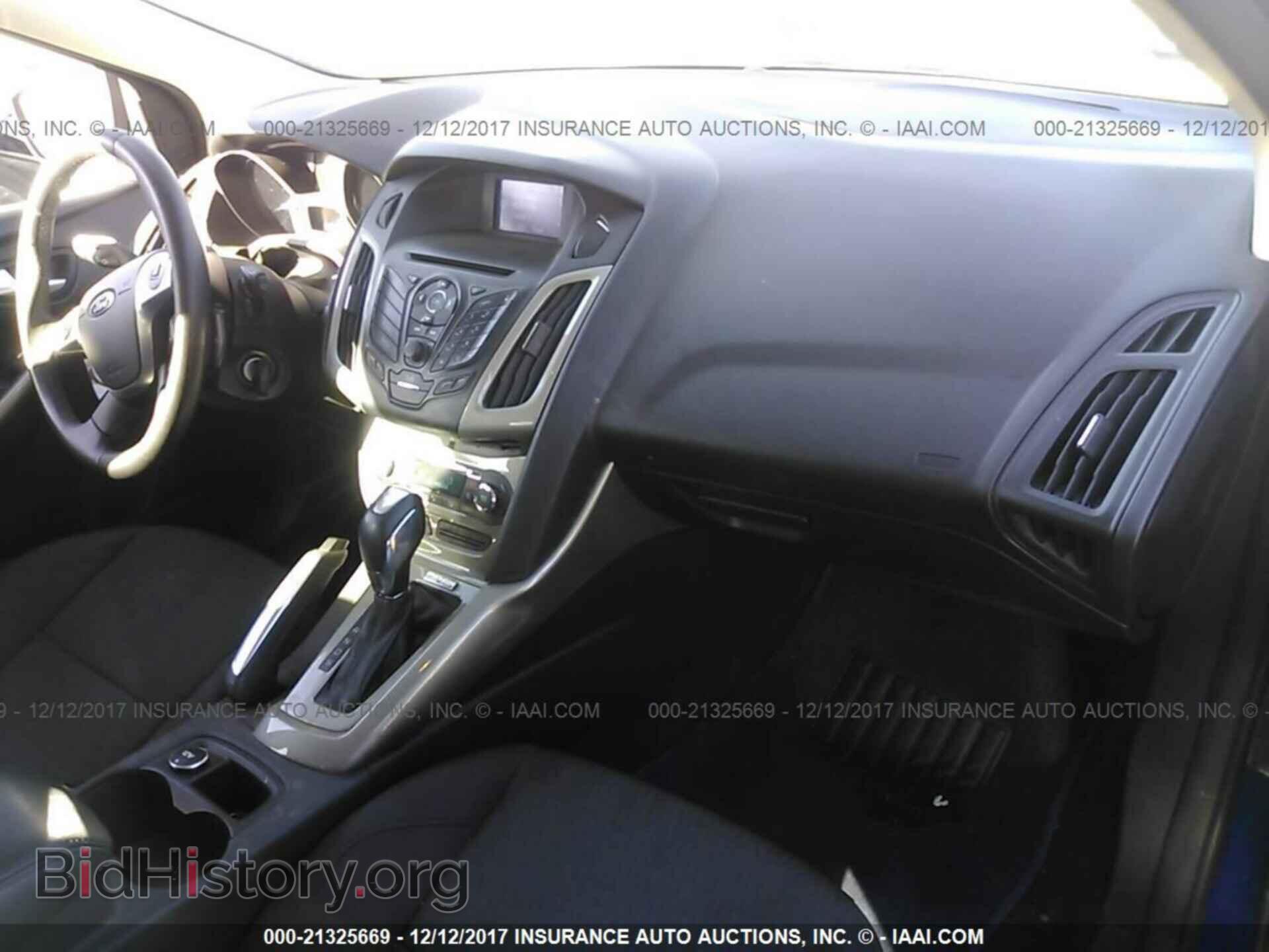 2012 Ford Focus - VIN: 1FAHP3M29CL429481 - Photo 5
