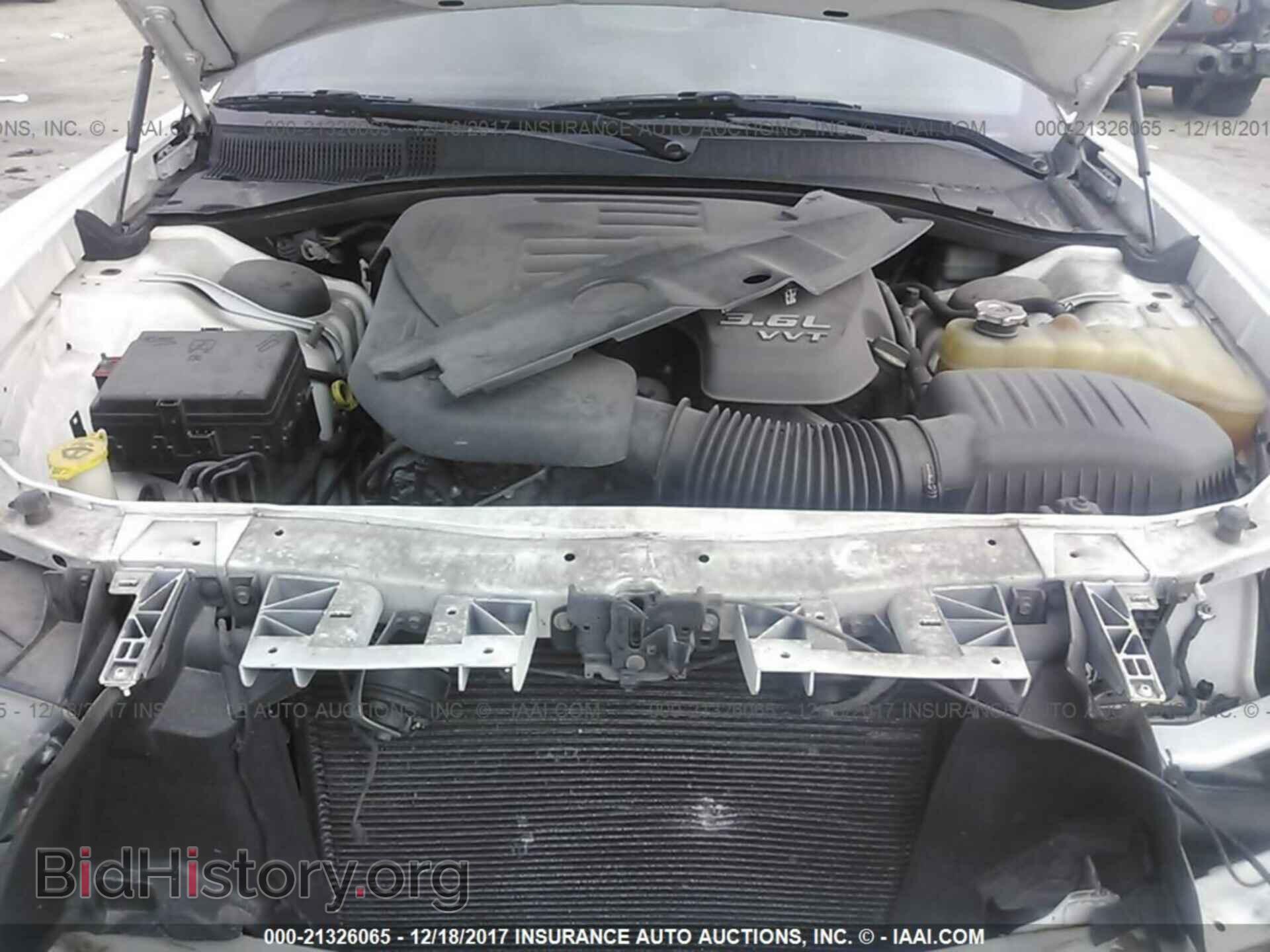 2011 Dodge Charger - VIN: 2B3CL3CG2BH577319 - Photo 10