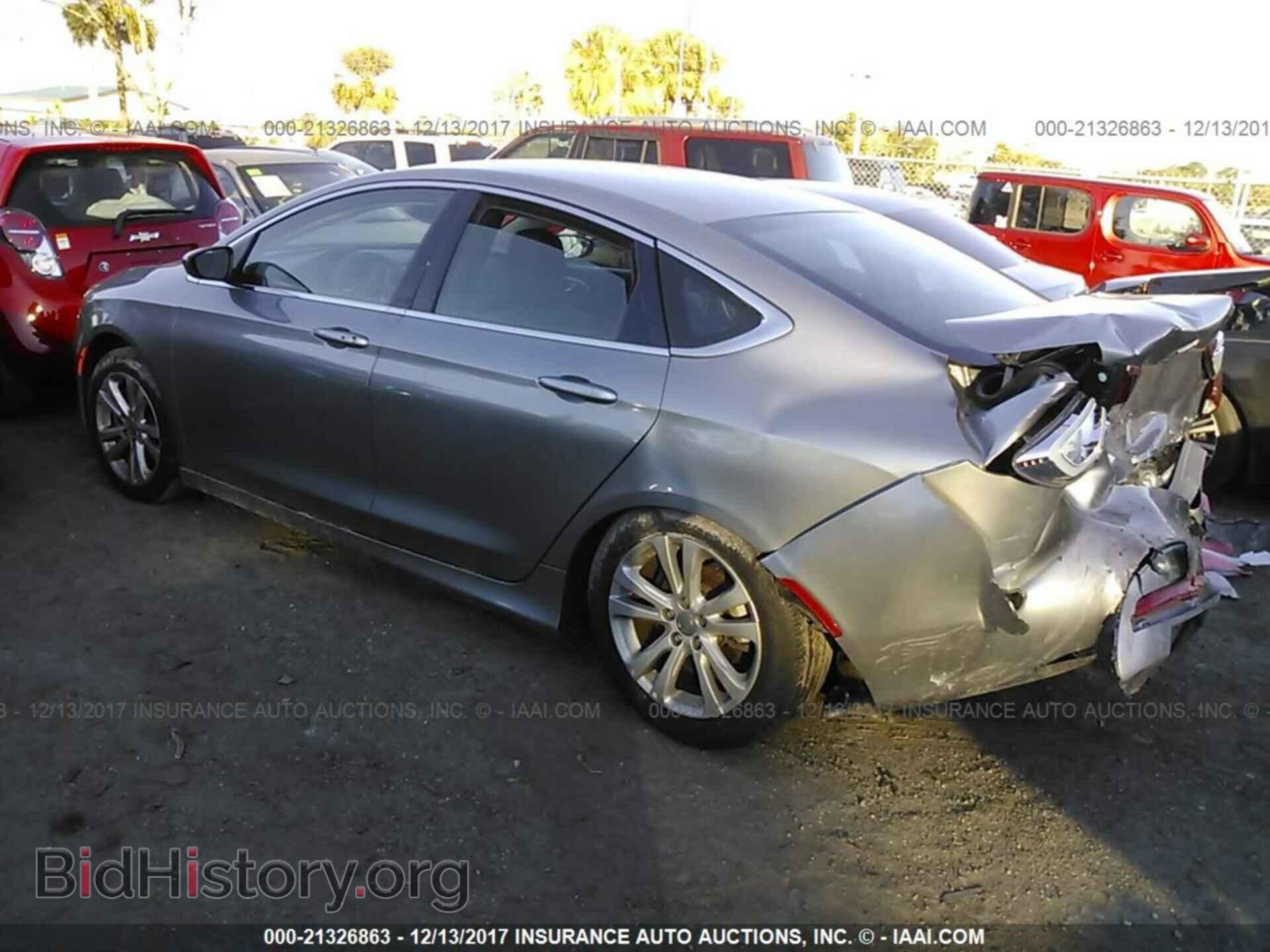 2015 Chrysler 200 - VIN: 1C3CCCAB3FN707423 - Photo 3