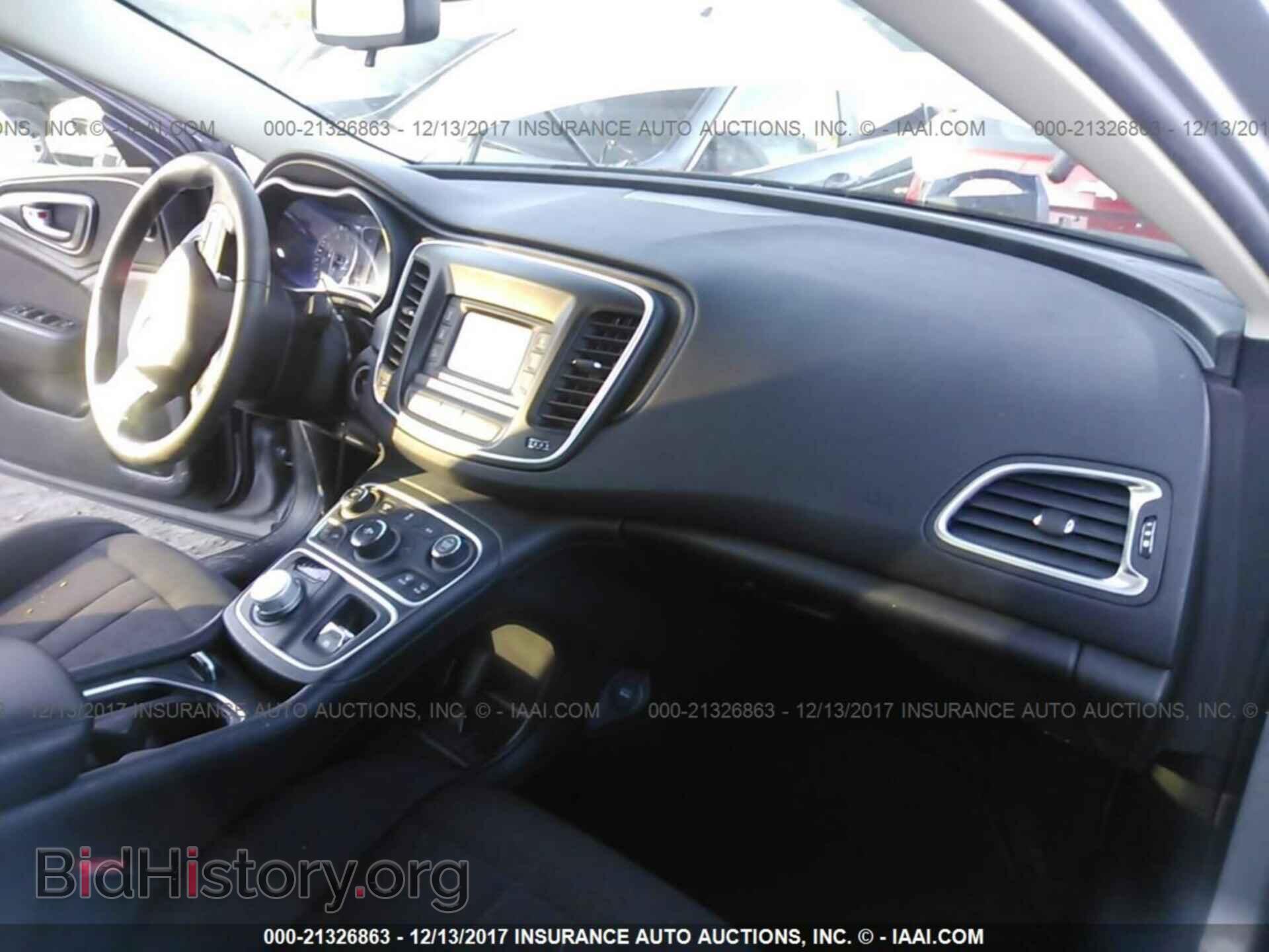2015 Chrysler 200 - VIN: 1C3CCCAB3FN707423 - Photo 5