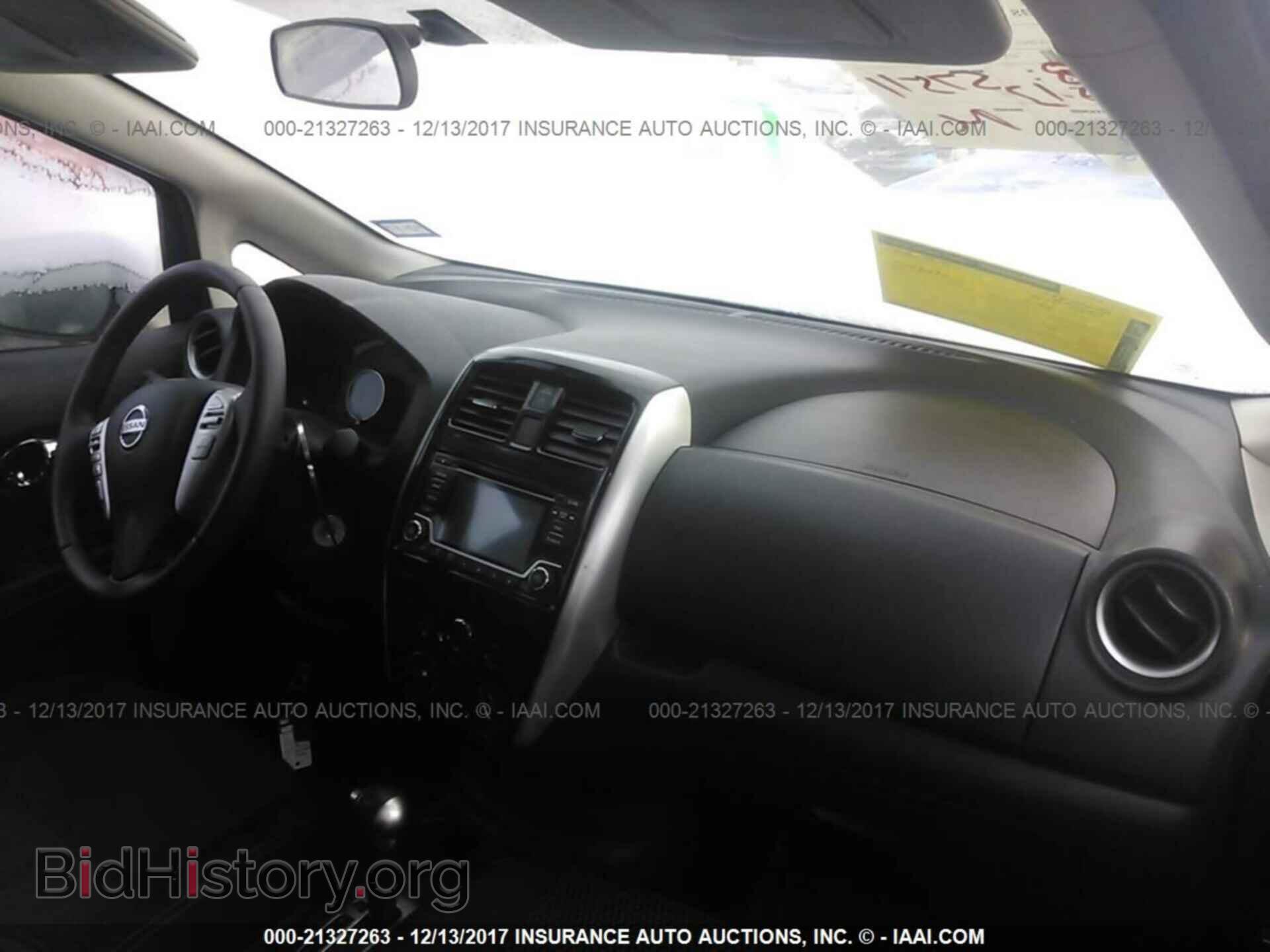 2016 Nissan Versa note - VIN: 3N1CE2CP5GL350601 - Photo 5