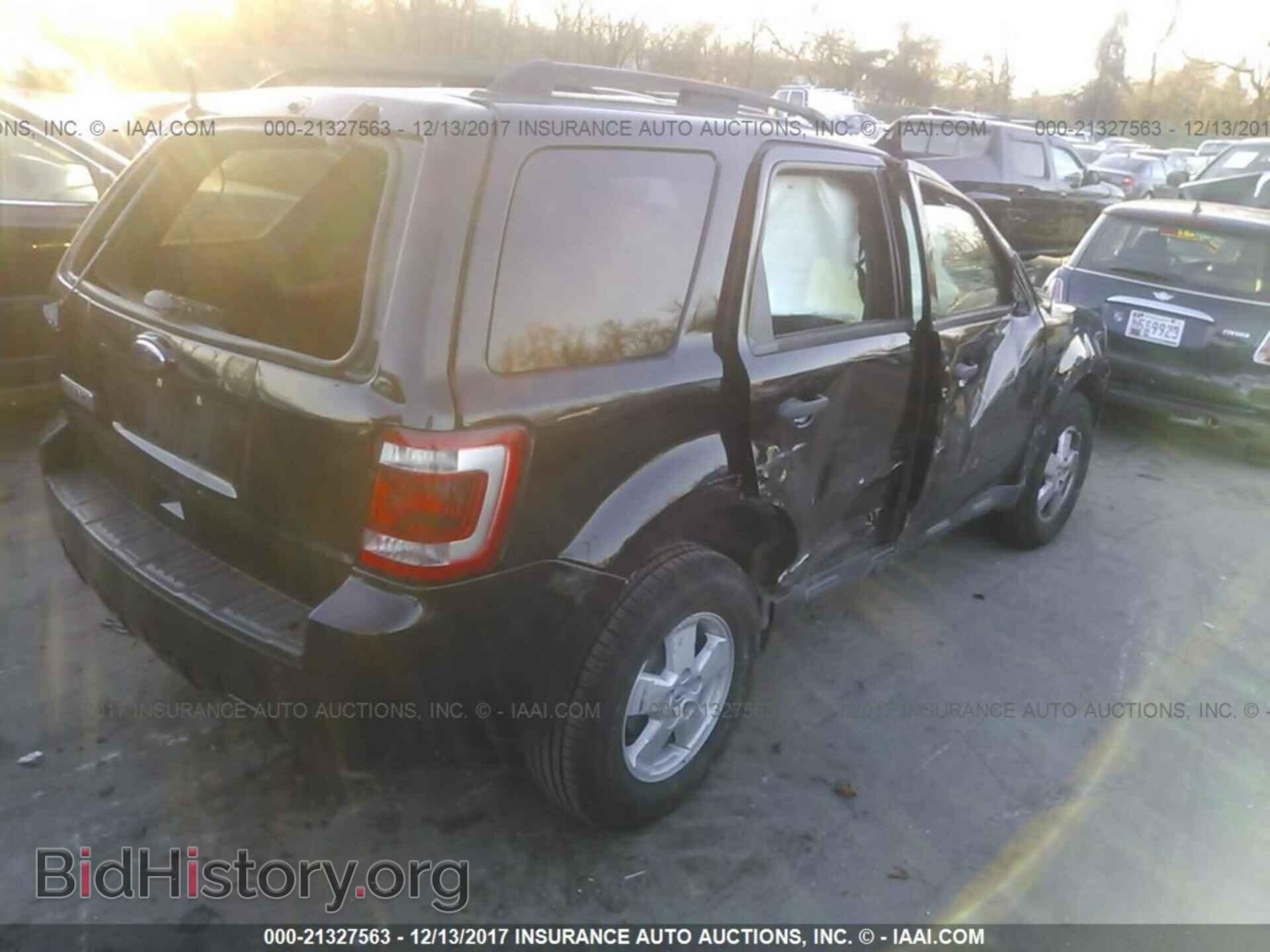 2012 Ford Escape - VIN: 1FMCU0D79CKC14112 - Photo 4