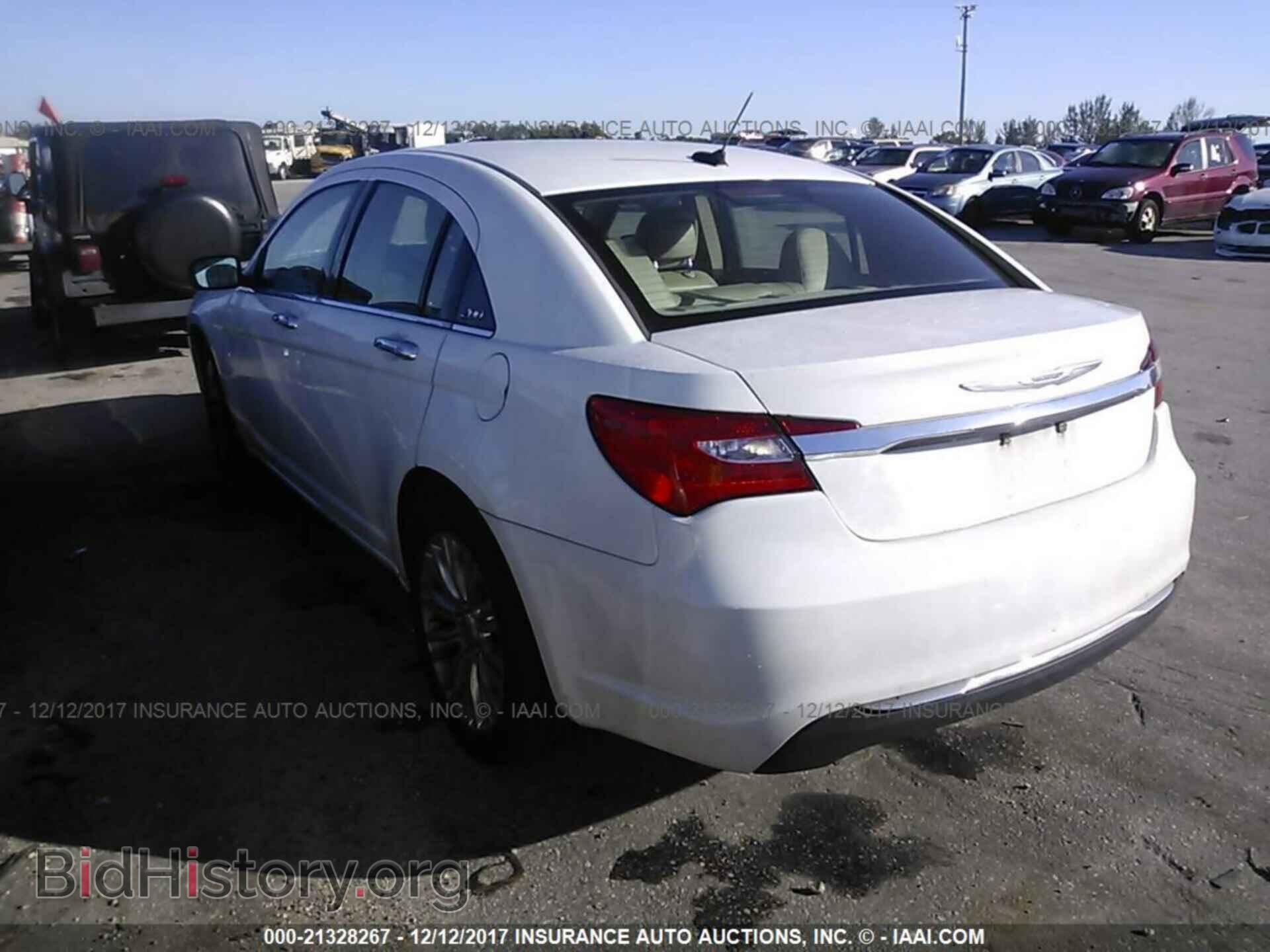 2012 Chrysler 200 - VIN: 1C3CCBCB2CN186195 - Photo 3
