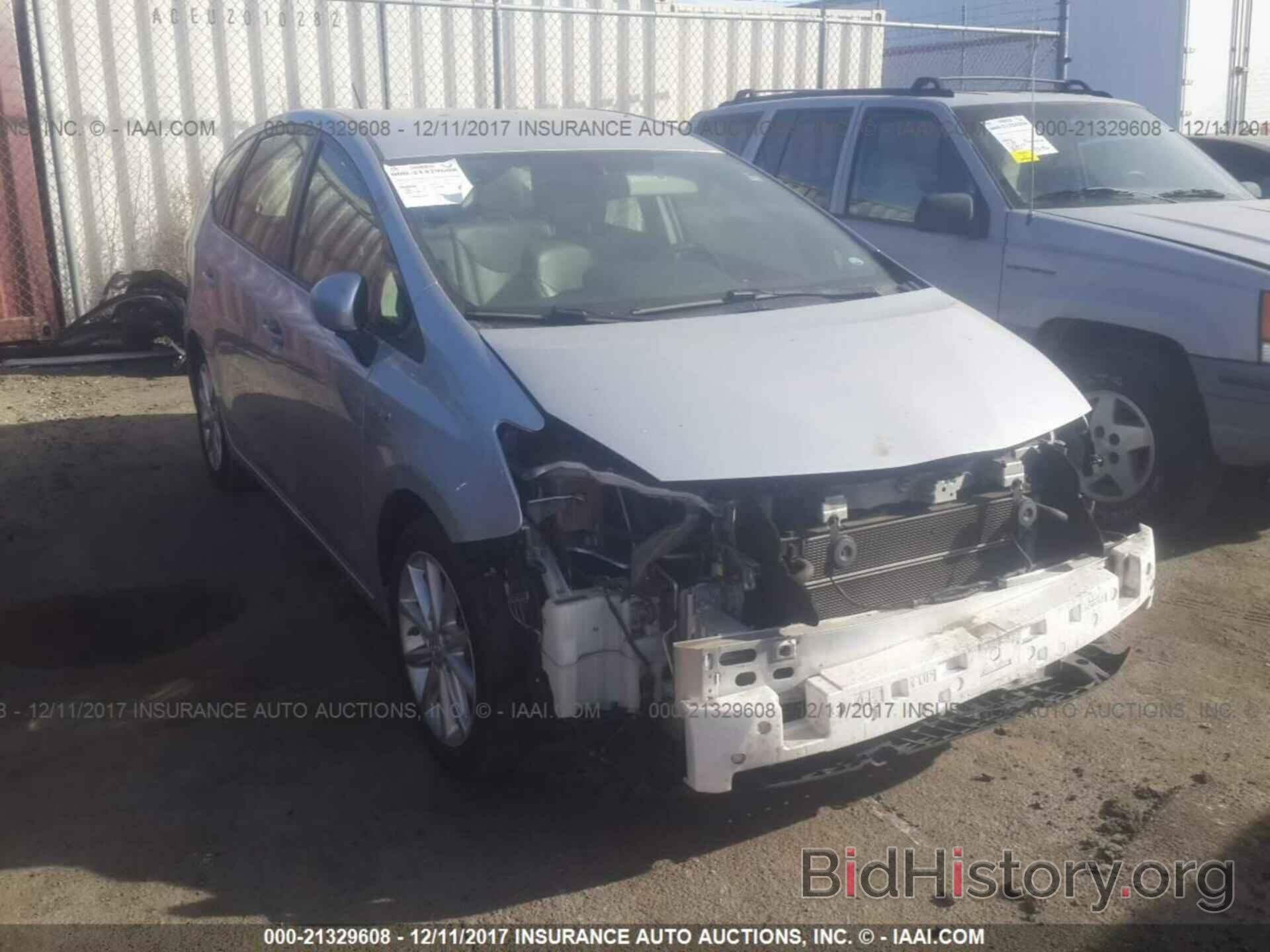 Photo JTDZN3EU5C3123155 - Toyota Prius v 2012