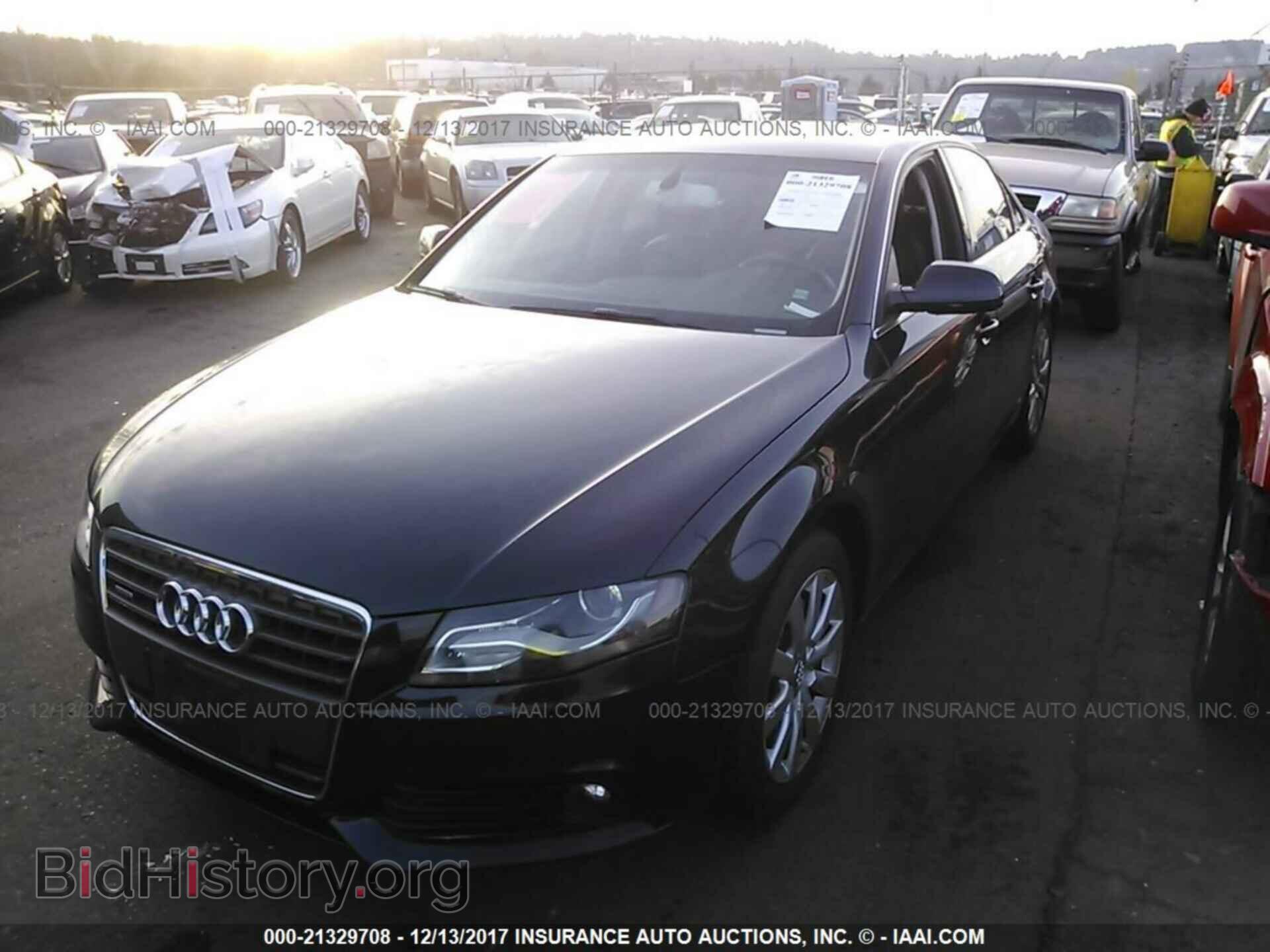 2011 Audi A4 - VIN: WAUFFAFL6BN047133 - Photo 2
