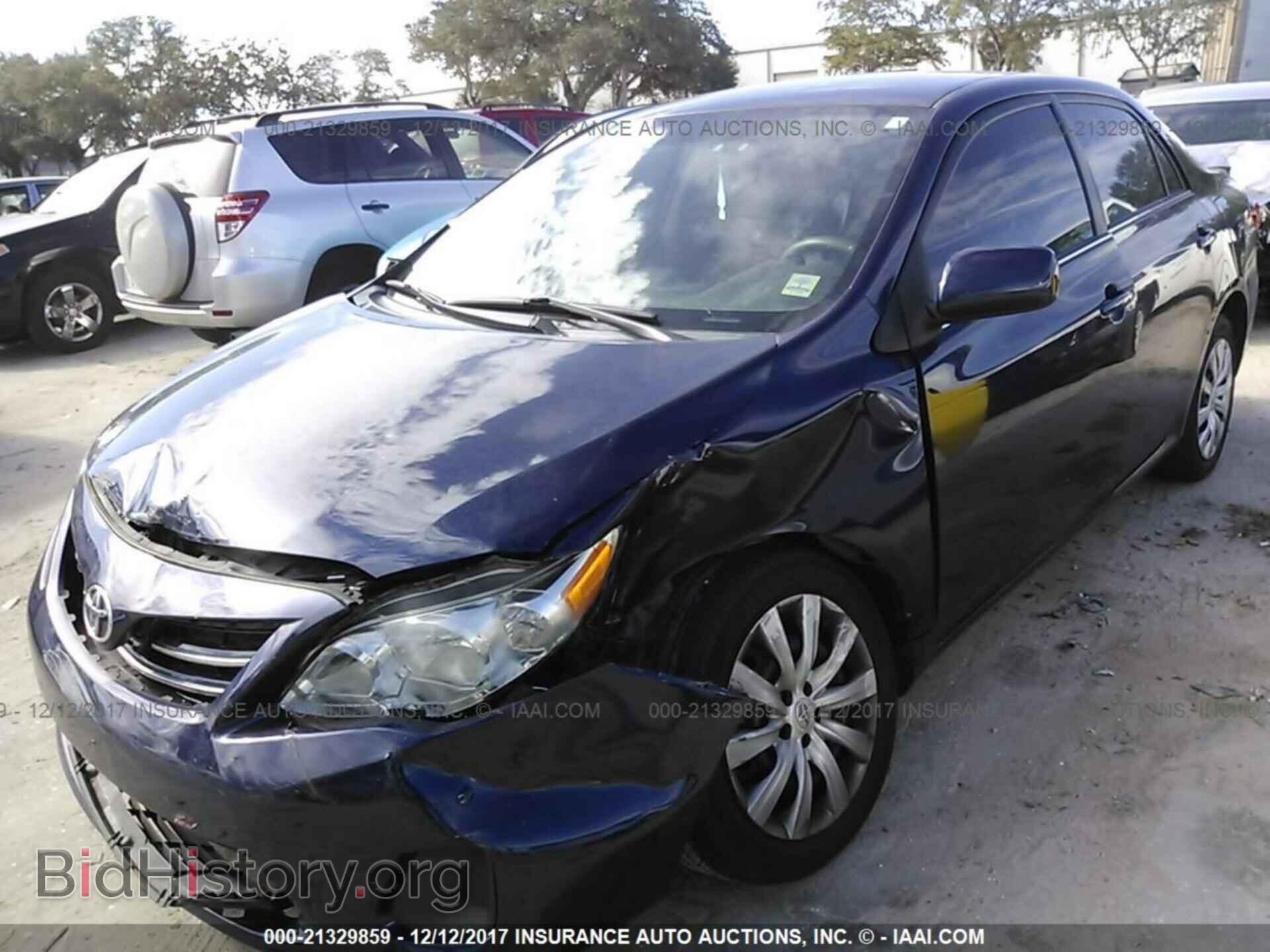 2013 Toyota Corolla - VIN: 2T1BU4EEXDC929214 - Photo 2