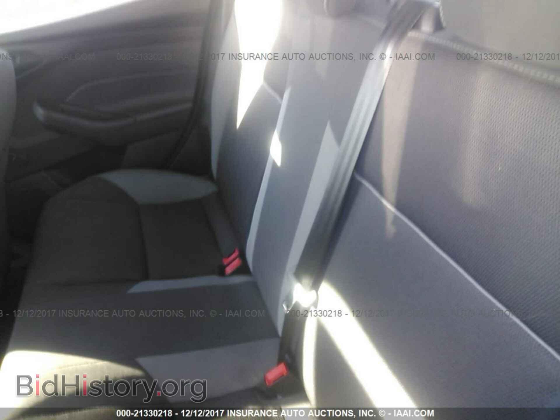 2014 Ford Focus - VIN: 1FADP3E22EL225833 - Photo 8