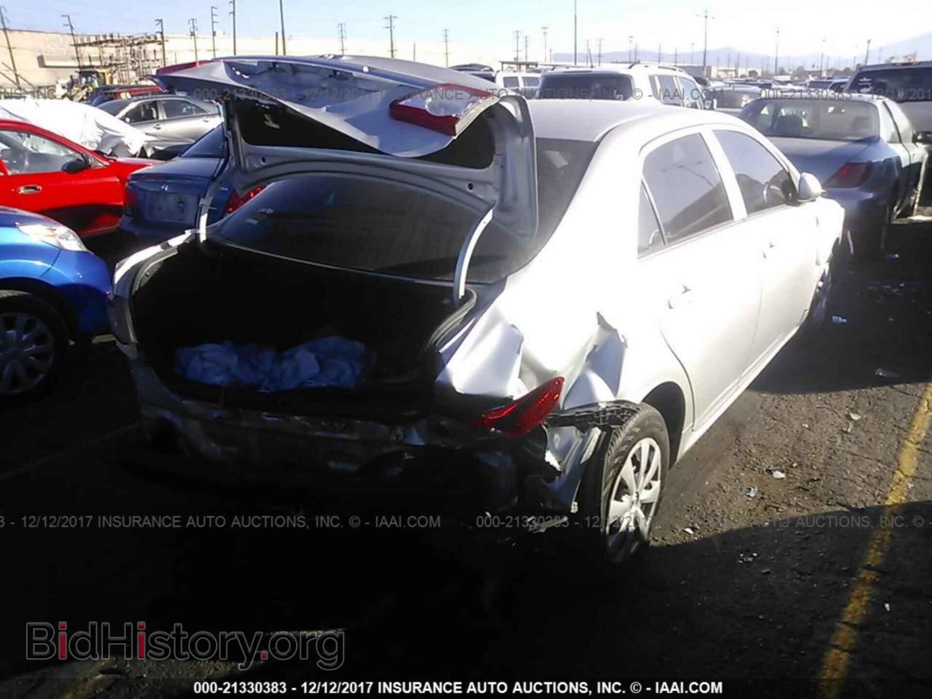 2013 Toyota Corolla - VIN: 5YFBU4EE3DP203324 - Photo 4