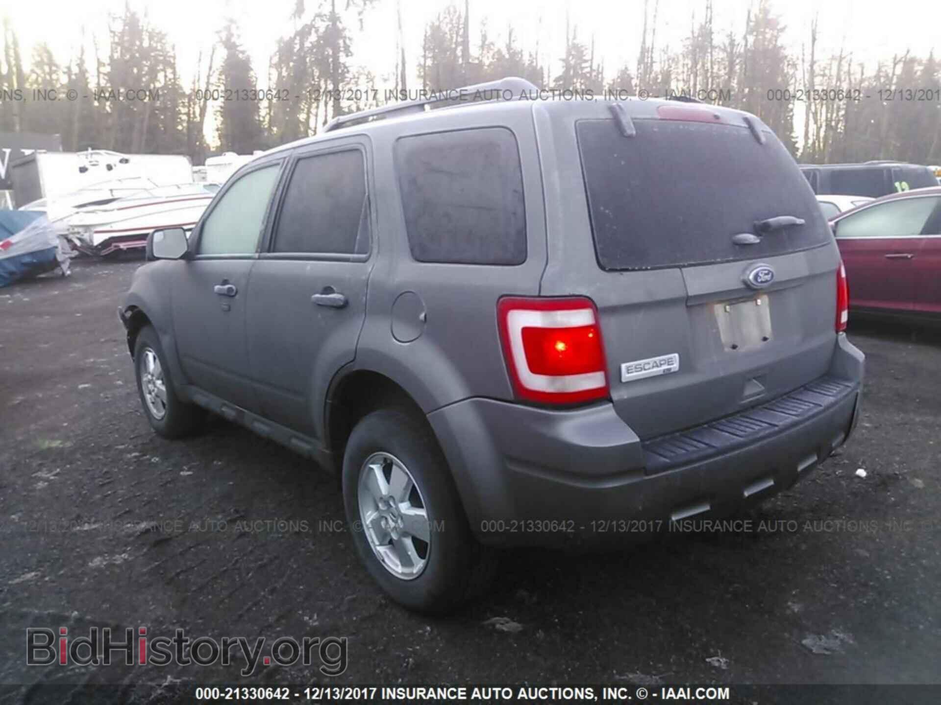 2012 Ford Escape - VIN: 1FMCU0D7XCKB58309 - Photo 3