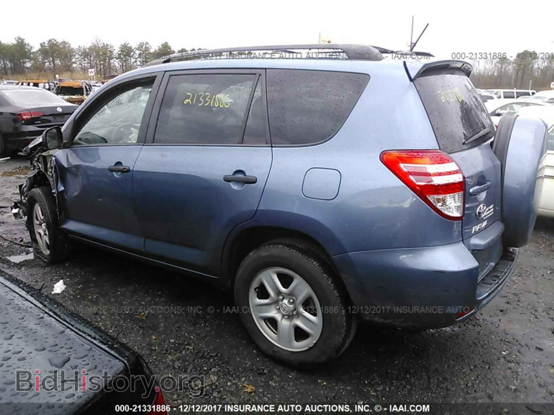 2012 Toyota Rav4 - VIN: 2T3BF4DV2CW211334 - Photo 3