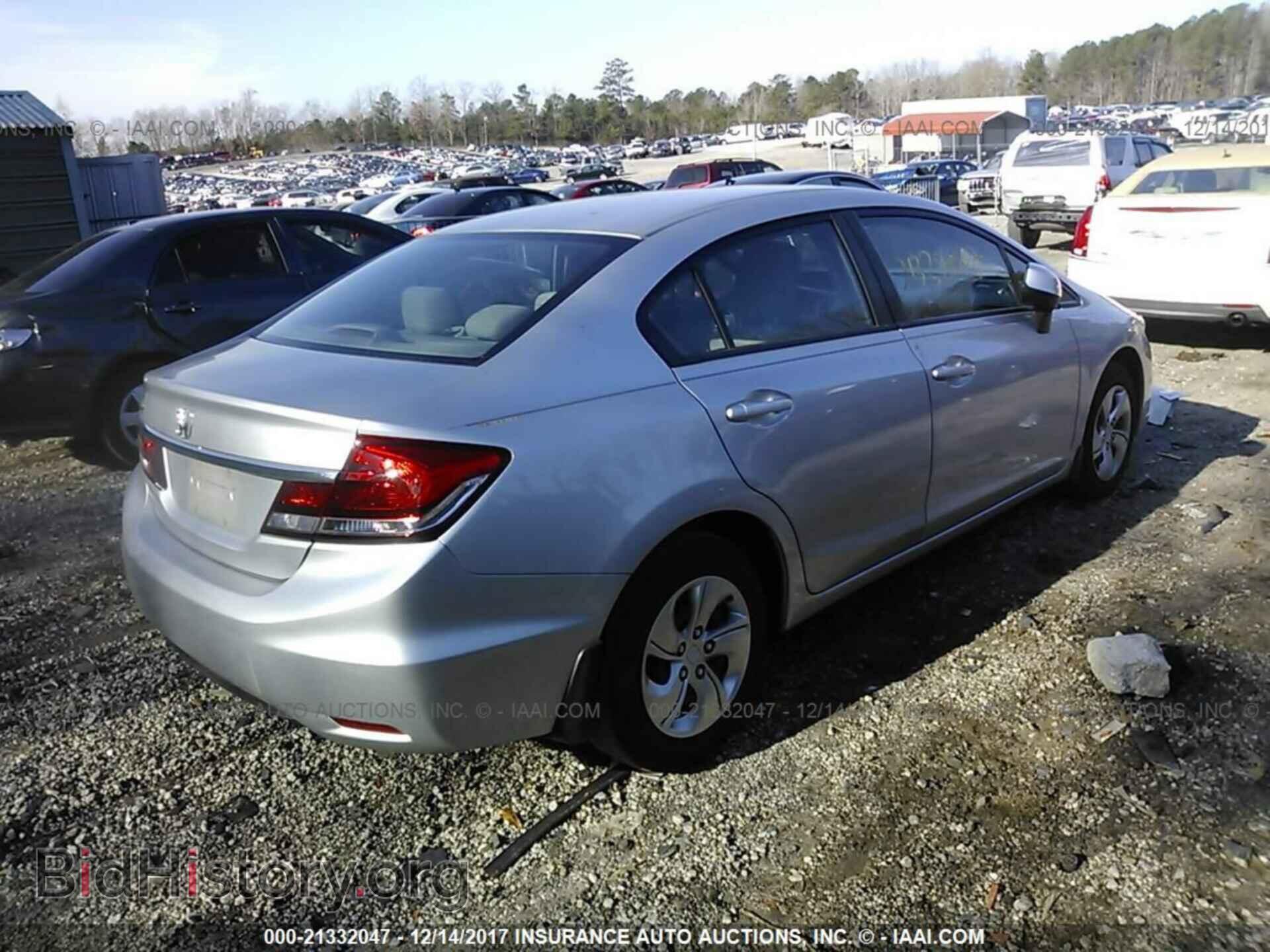 2013 Honda Civic - VIN: 2HGFB2F54DH566314 - Photo 4