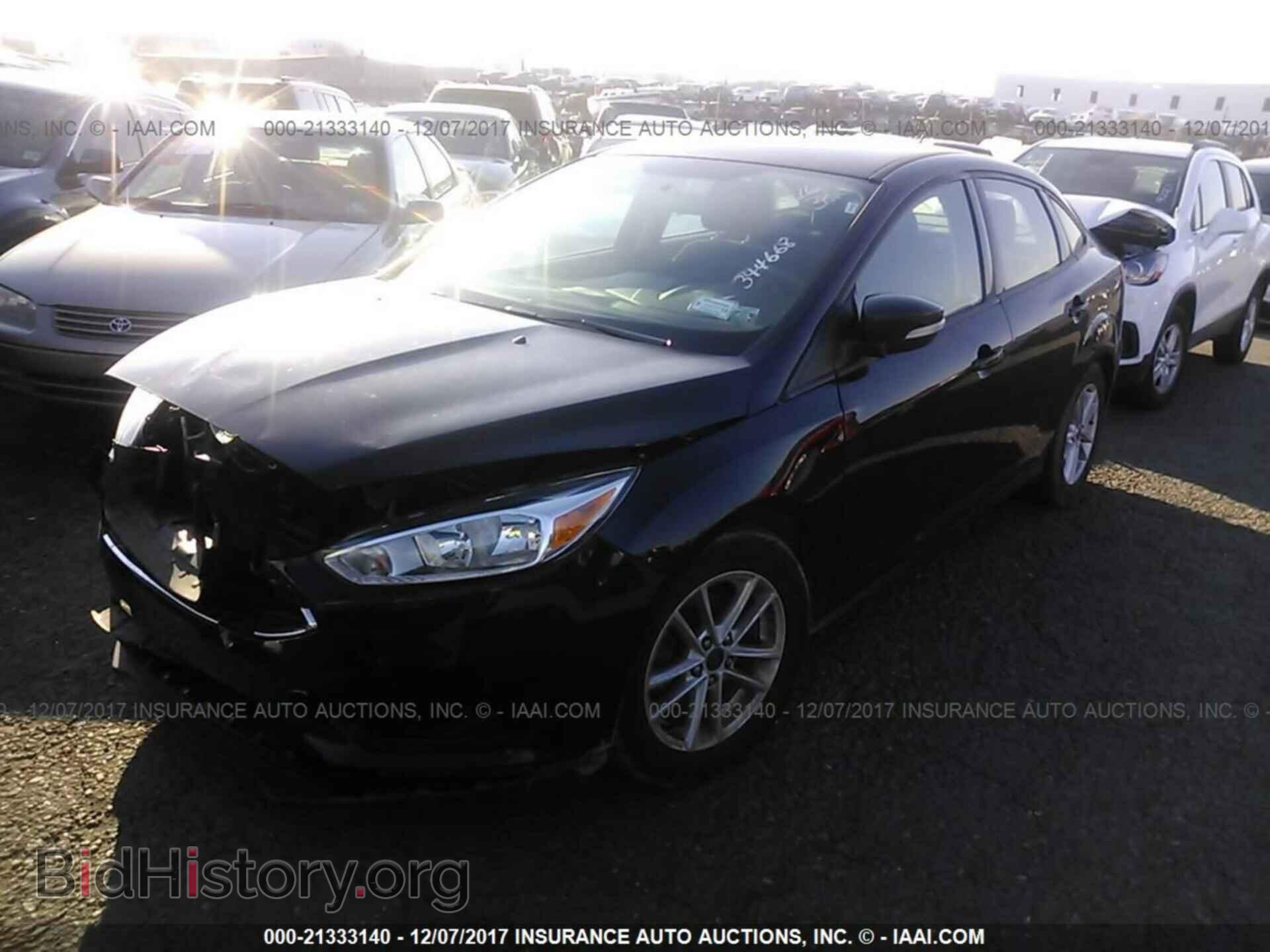 2016 Ford Focus - VIN: 1FADP3F23GL344668 - Фото 2