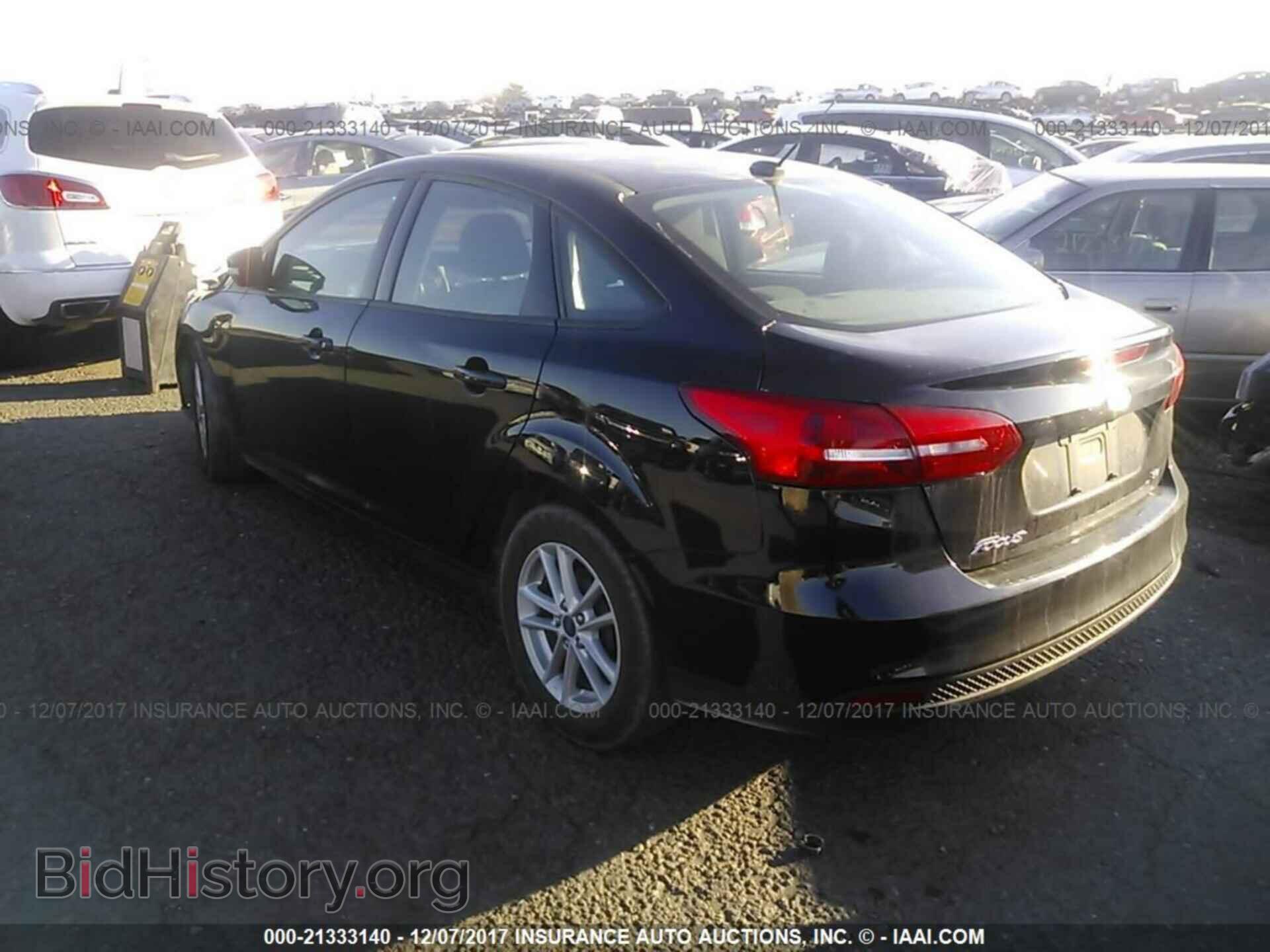 2016 Ford Focus - VIN: 1FADP3F23GL344668 - Фото 3