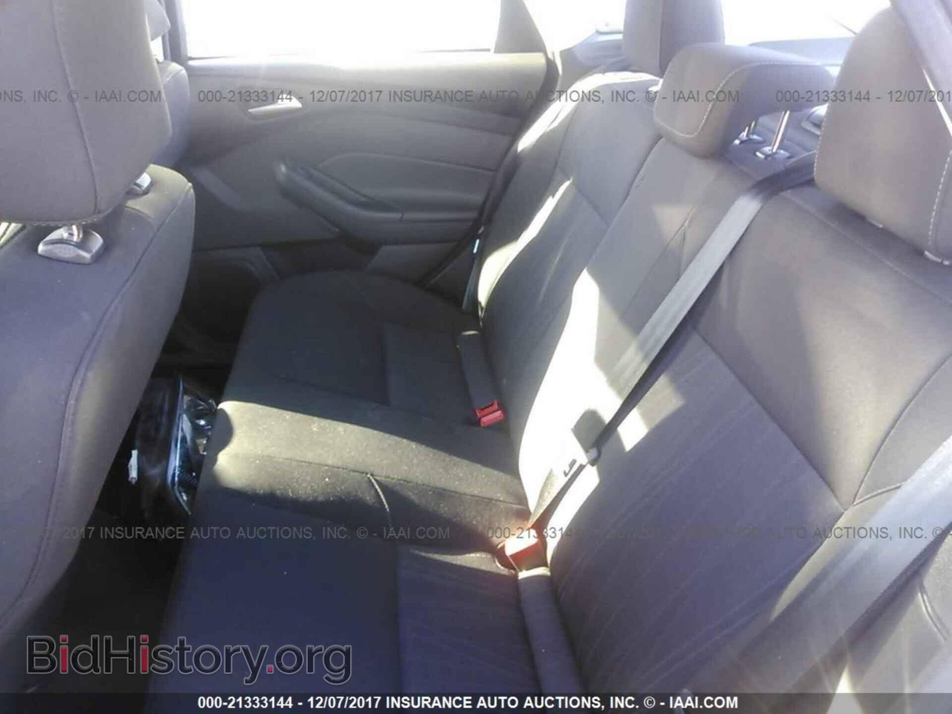 2017 Ford Focus - VIN: 1FADP3F20HL286584 - Photo 8