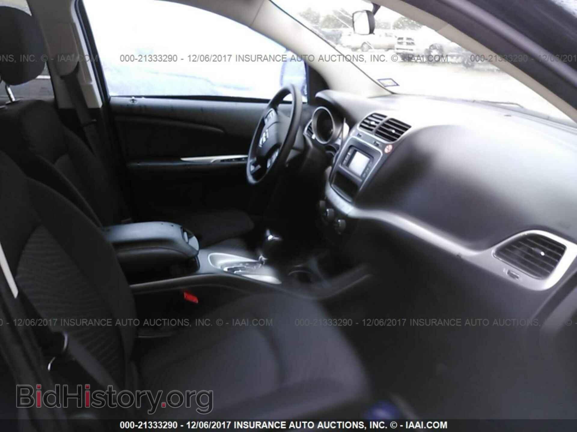 2017 Dodge Journey - VIN: 3C4PDCBG2HT532458 - Фото 5