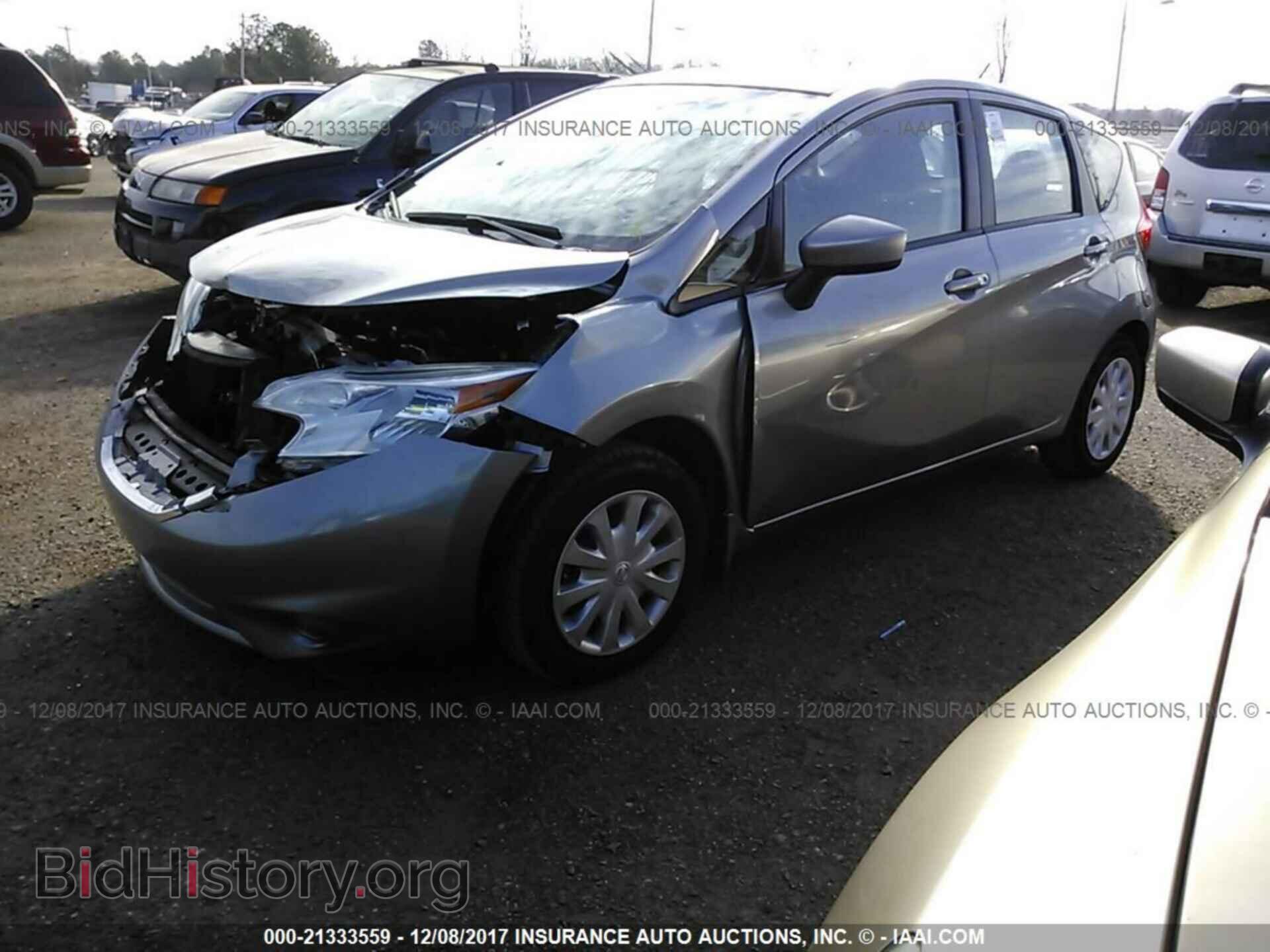 2015 Nissan Versa note - VIN: 3N1CE2CP3FL446516 - Photo 2