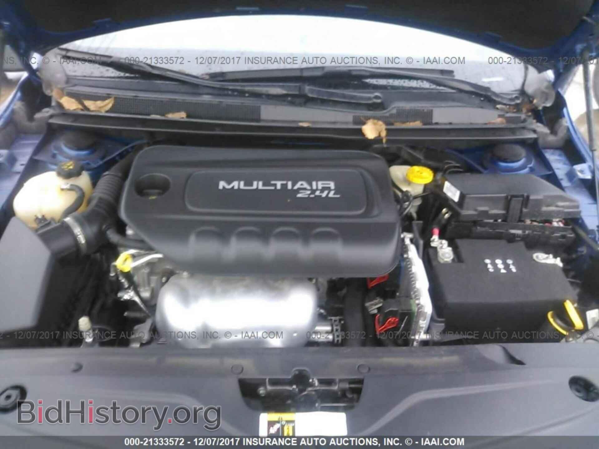 2016 Chrysler 200 - VIN: 1C3CCCAB2GN148349 - Фото 10