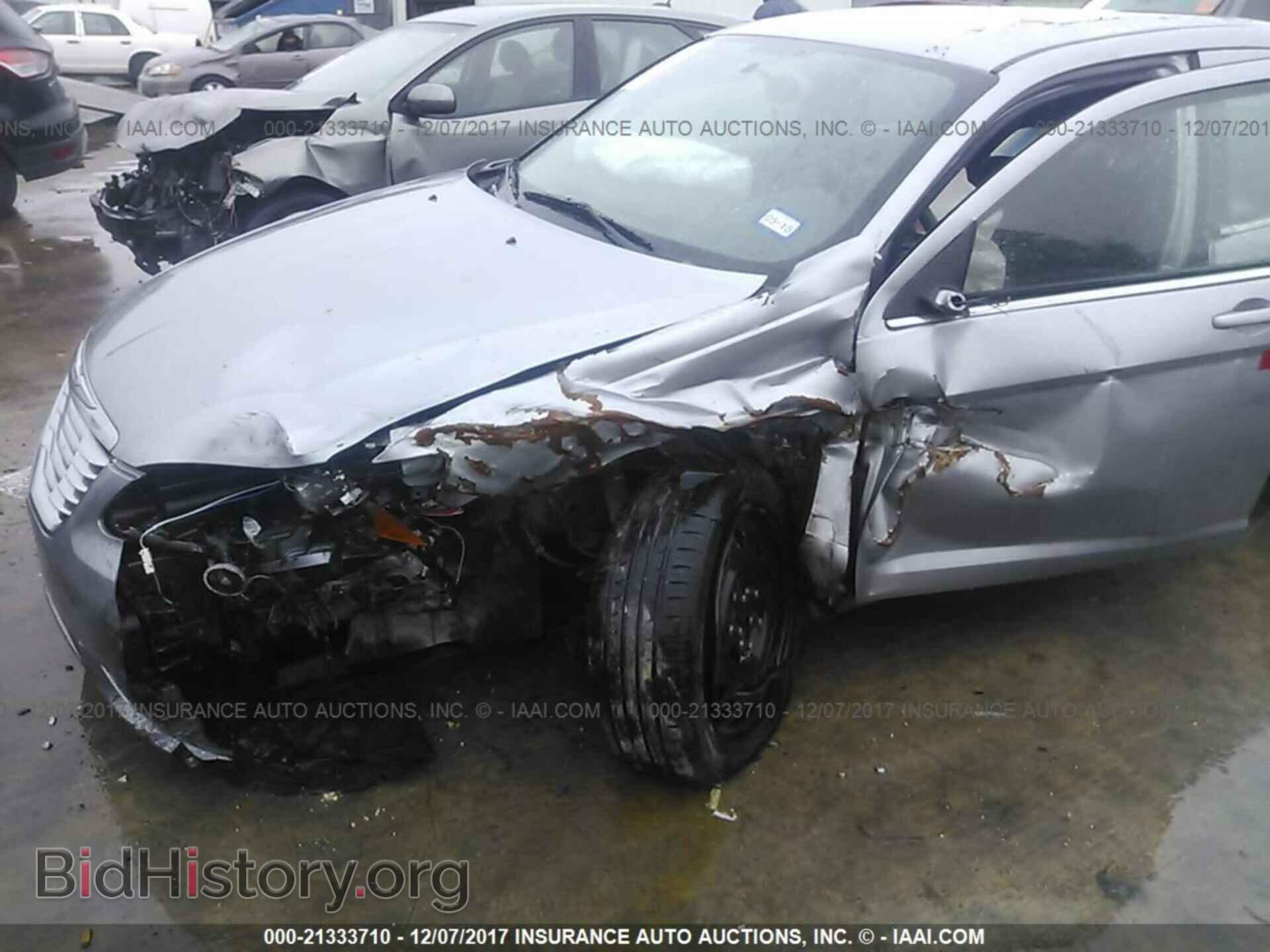 2014 Chrysler 200 - VIN: 1C3CCBAB6EN140889 - Photo 6