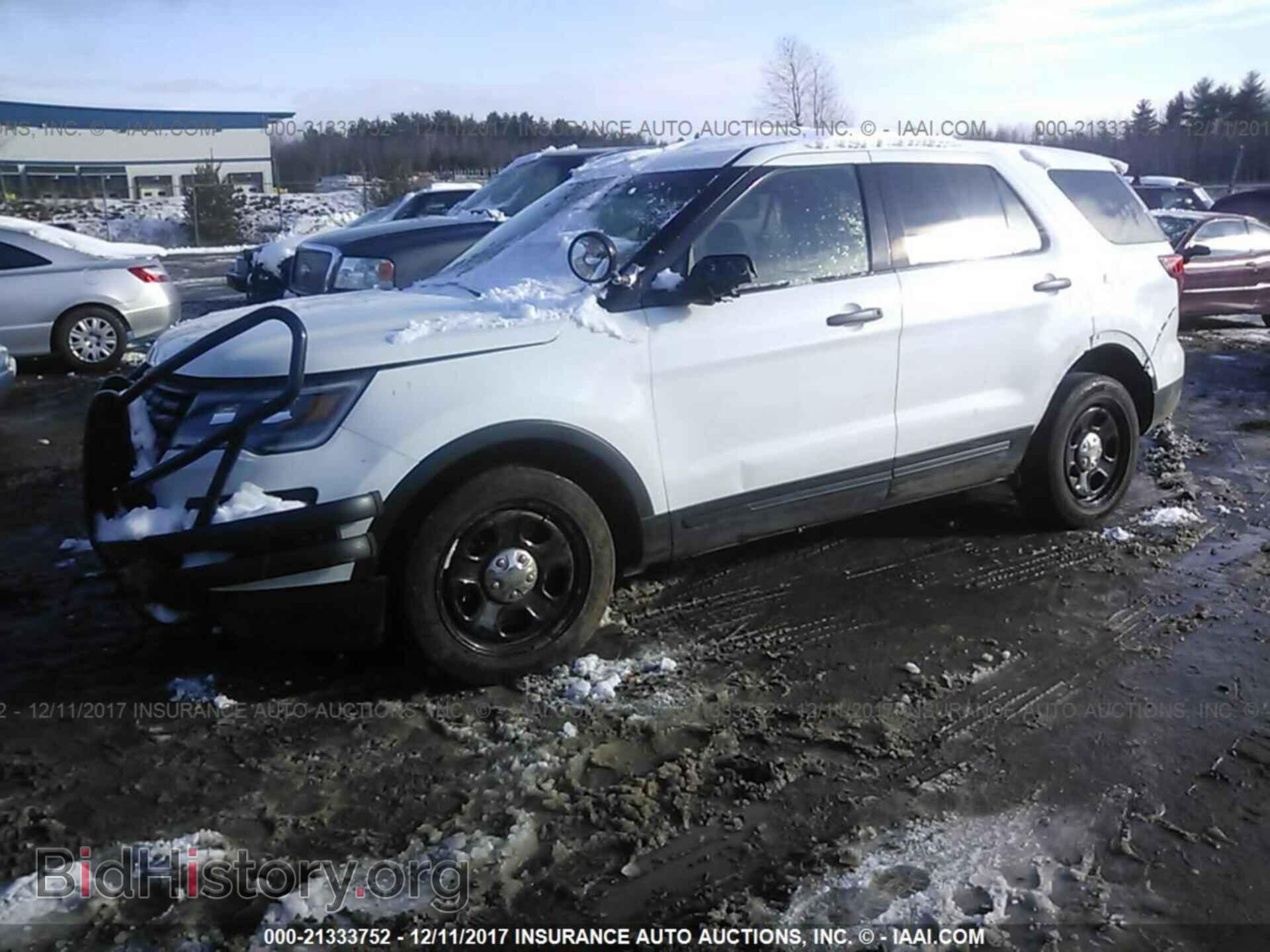 2016 Ford Explorer - VIN: 1FM5K8AR3GGD15920 - Photo 2