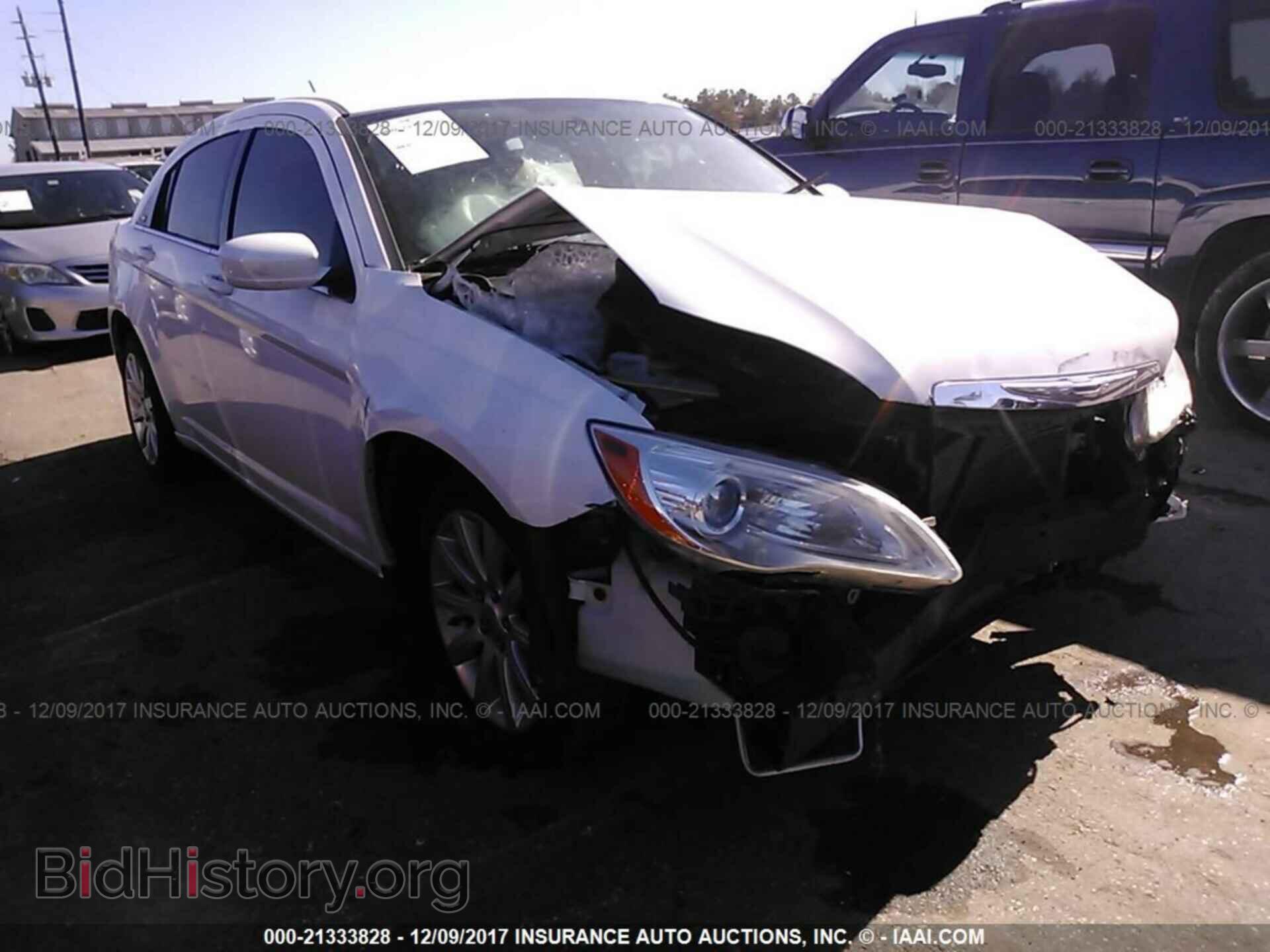 Фотография 1C3CCBBB1CN176727 - Chrysler 200 2012