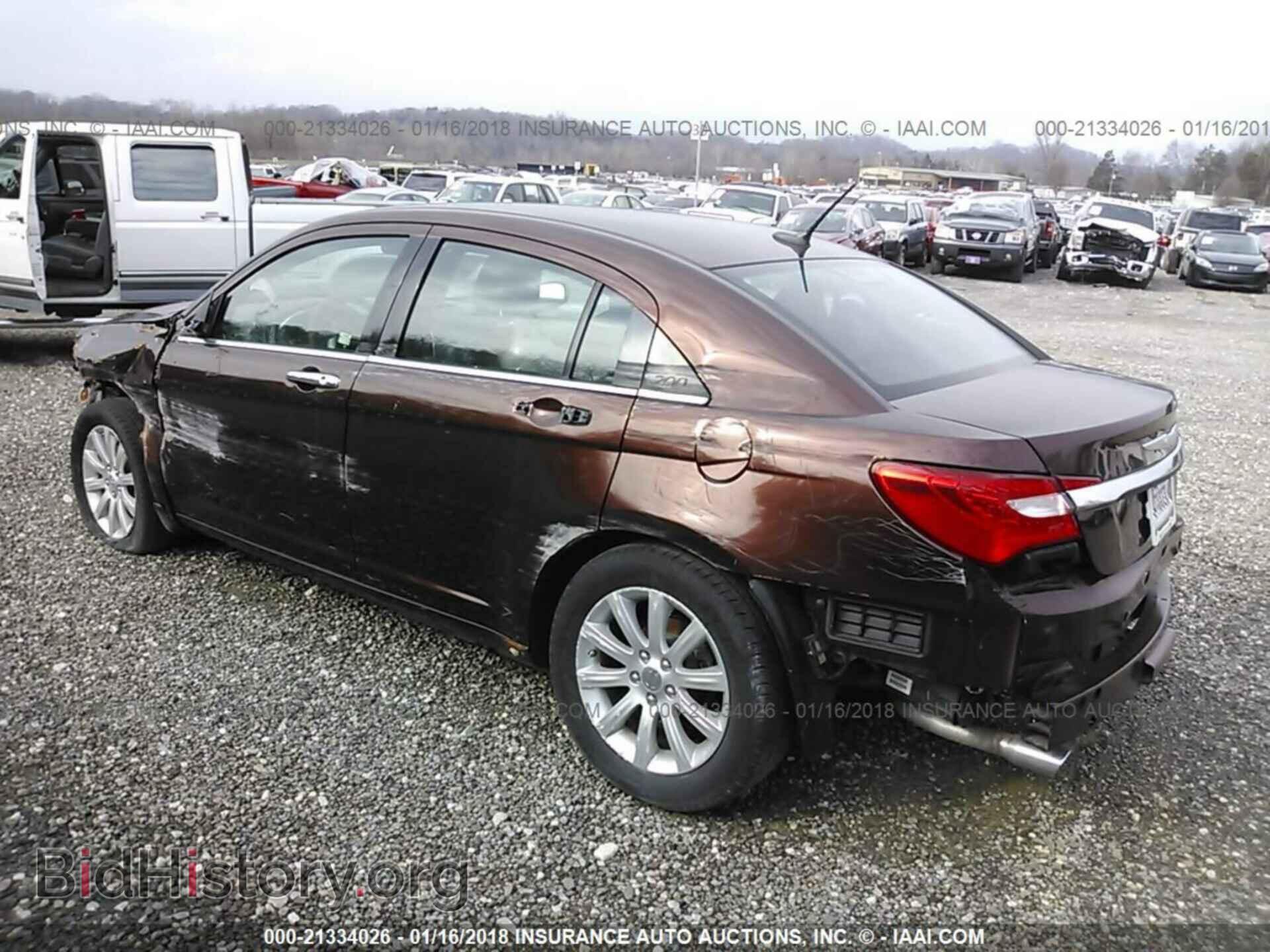 2013 Chrysler 200 - VIN: 1C3CCBCG7DN525885 - Photo 3