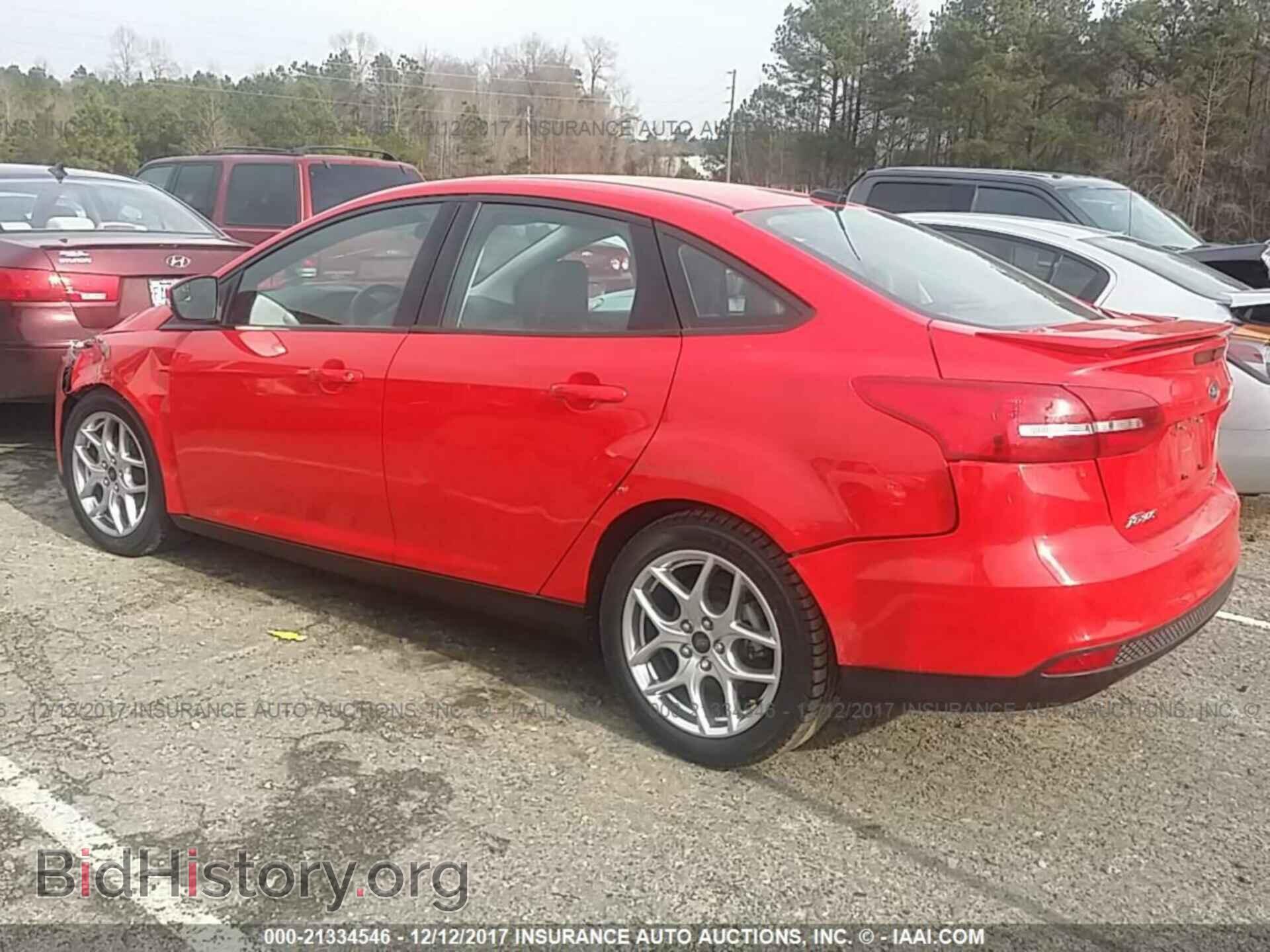 2015 Ford Focus - VIN: 1FADP3F27FL302535 - Photo 3