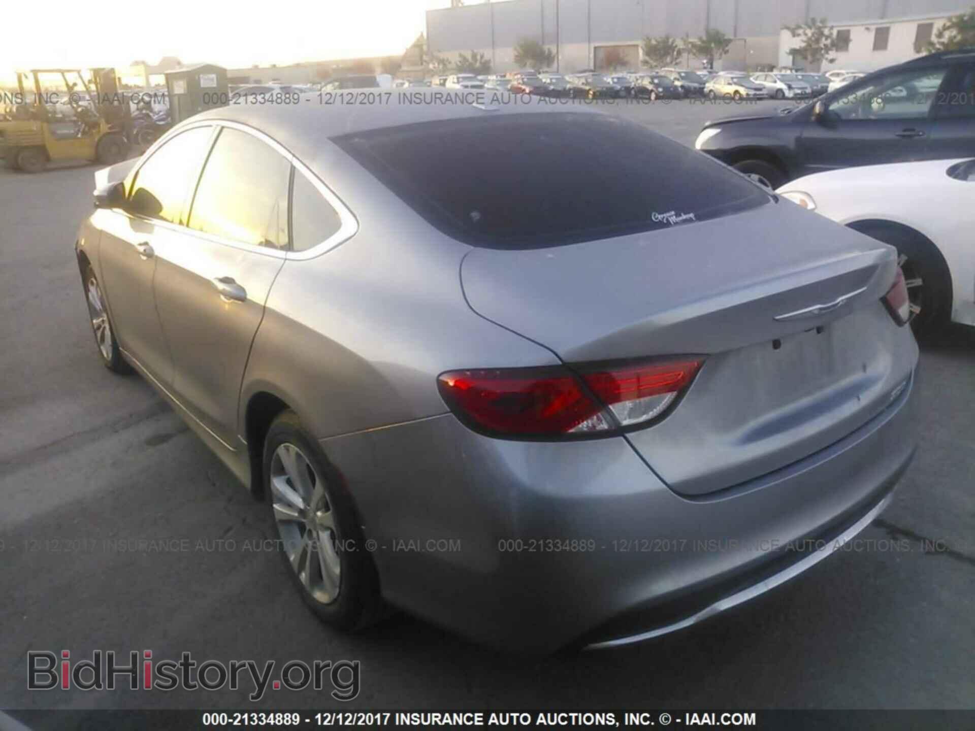 2015 Chrysler 200 - VIN: 1C3CCCAB5FN740231 - Фото 3
