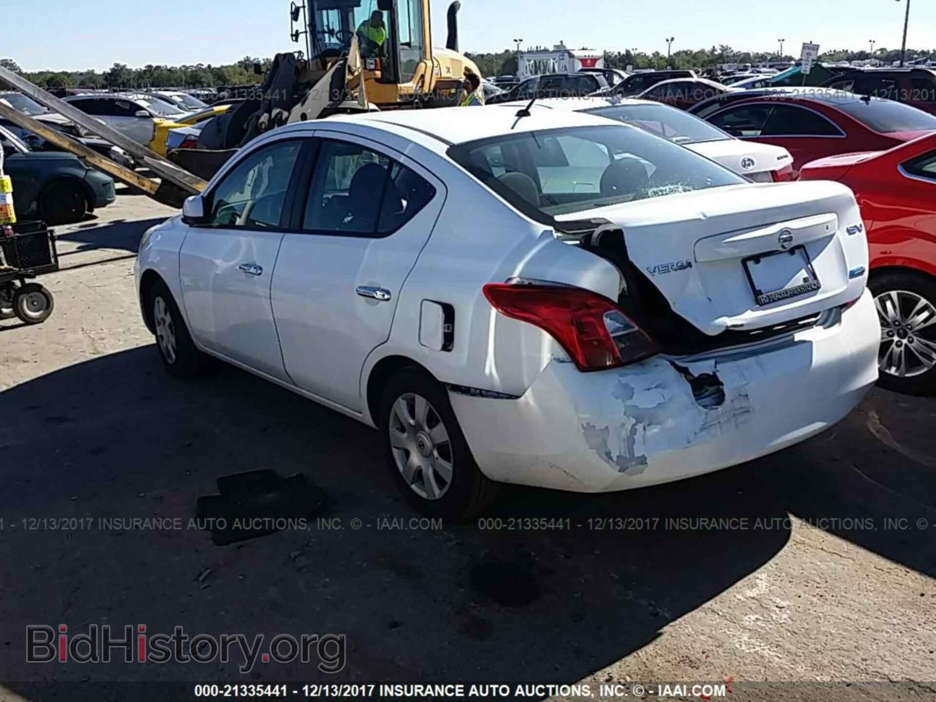 2012 Nissan Versa - VIN: 3N1CN7AP8CL857504 - Фото 3