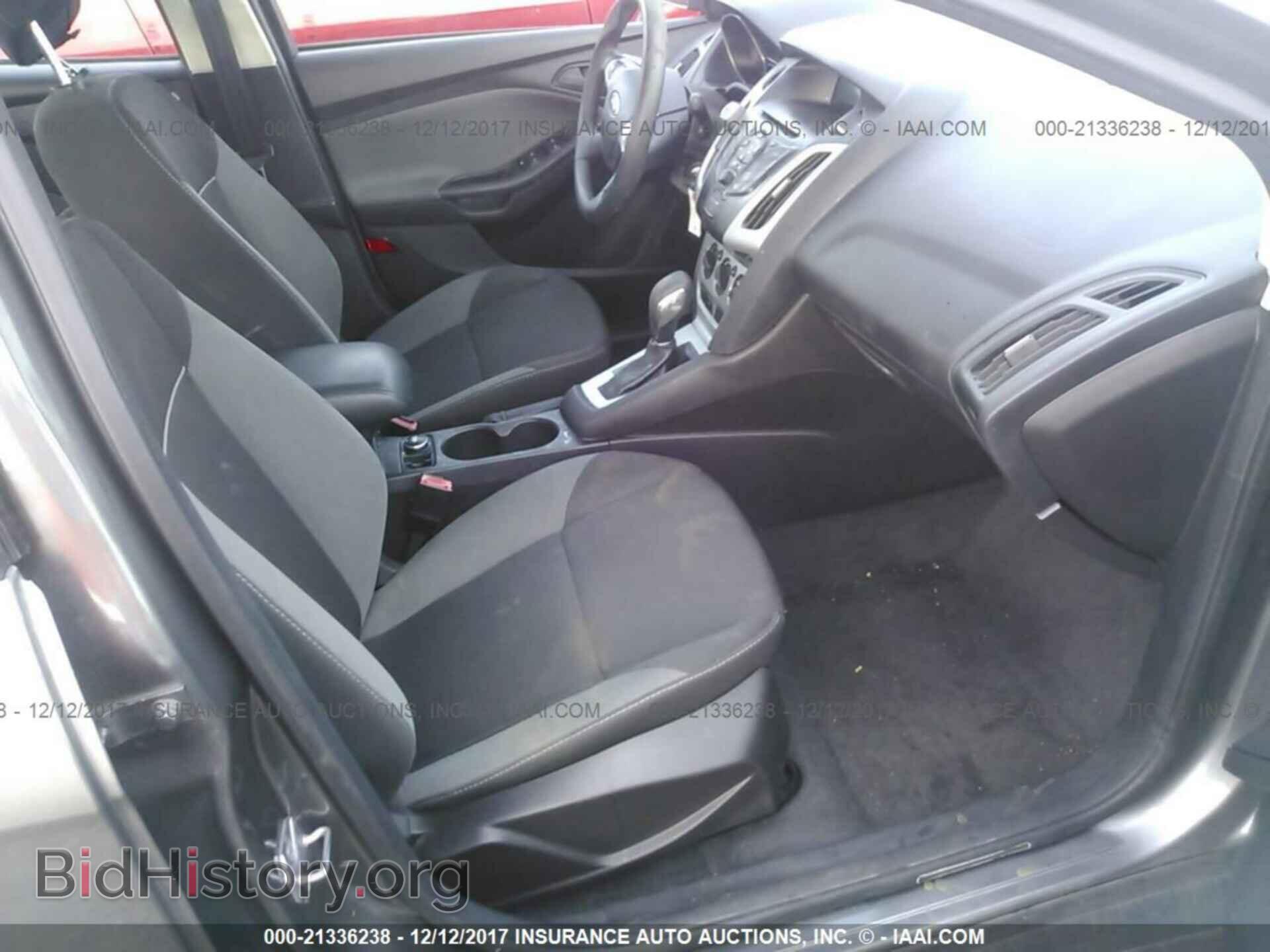 2012 Ford Focus - VIN: 1FAHP3F21CL453402 - Photo 5