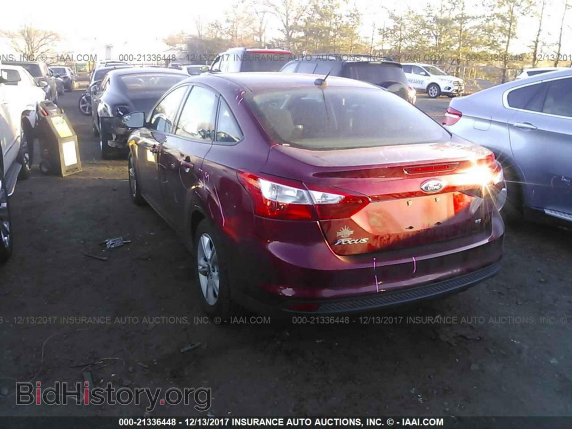 2014 Ford Focus - VIN: 1FADP3F25EL377572 - Фото 3