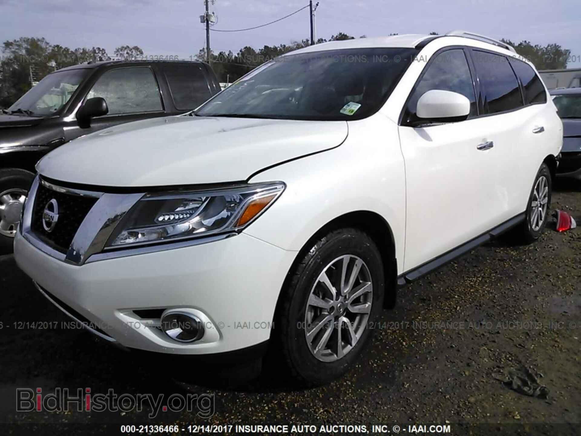 2015 Nissan Pathfinder - VIN: 5N1AR2MN5FC620177 - Фото 2