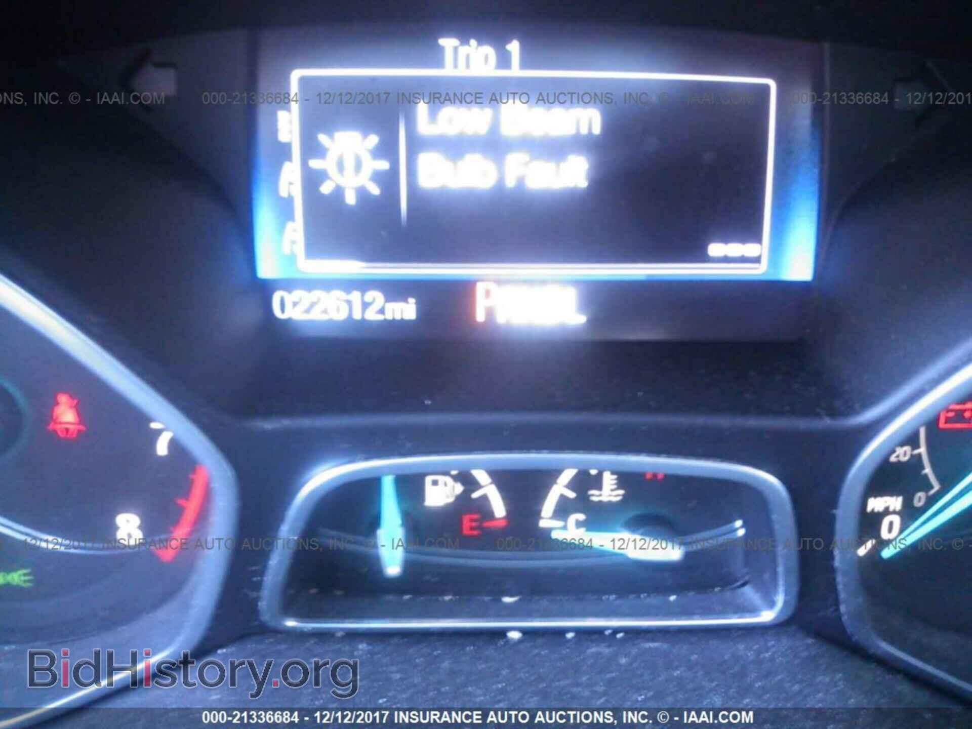 2016 Ford Focus - VIN: 1FADP3E2XGL215943 - Photo 7