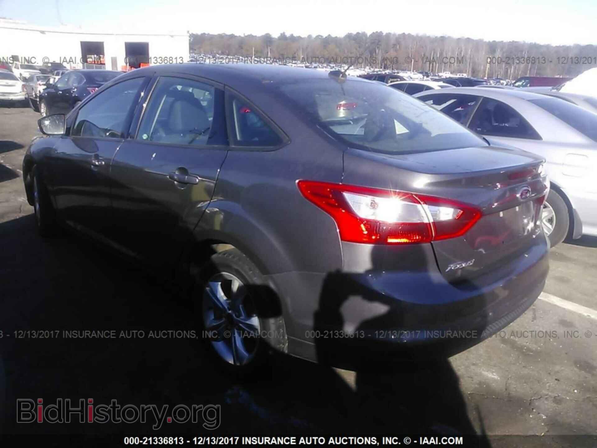2014 Ford Focus - VIN: 1FADP3F26EL322872 - Фото 3
