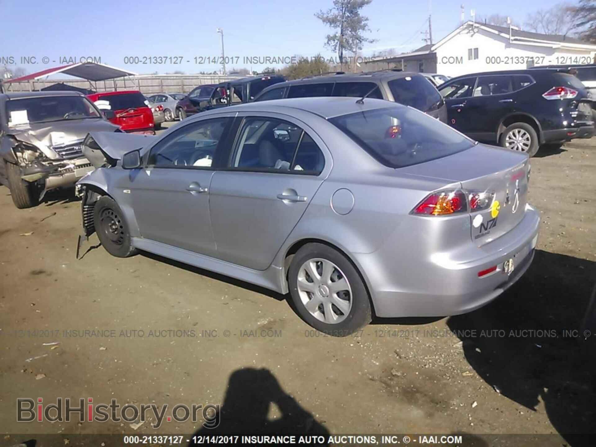 2014 Mitsubishi Lancer - VIN: JA32U2FU3EU015013 - Фото 3