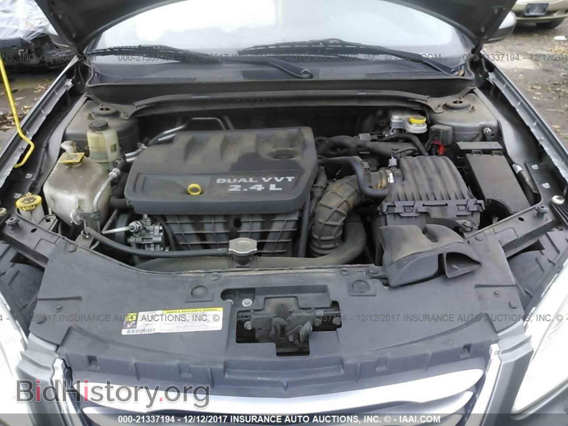 2013 Chrysler 200 - VIN: 1C3CCBBB9DN654572 - Photo 10