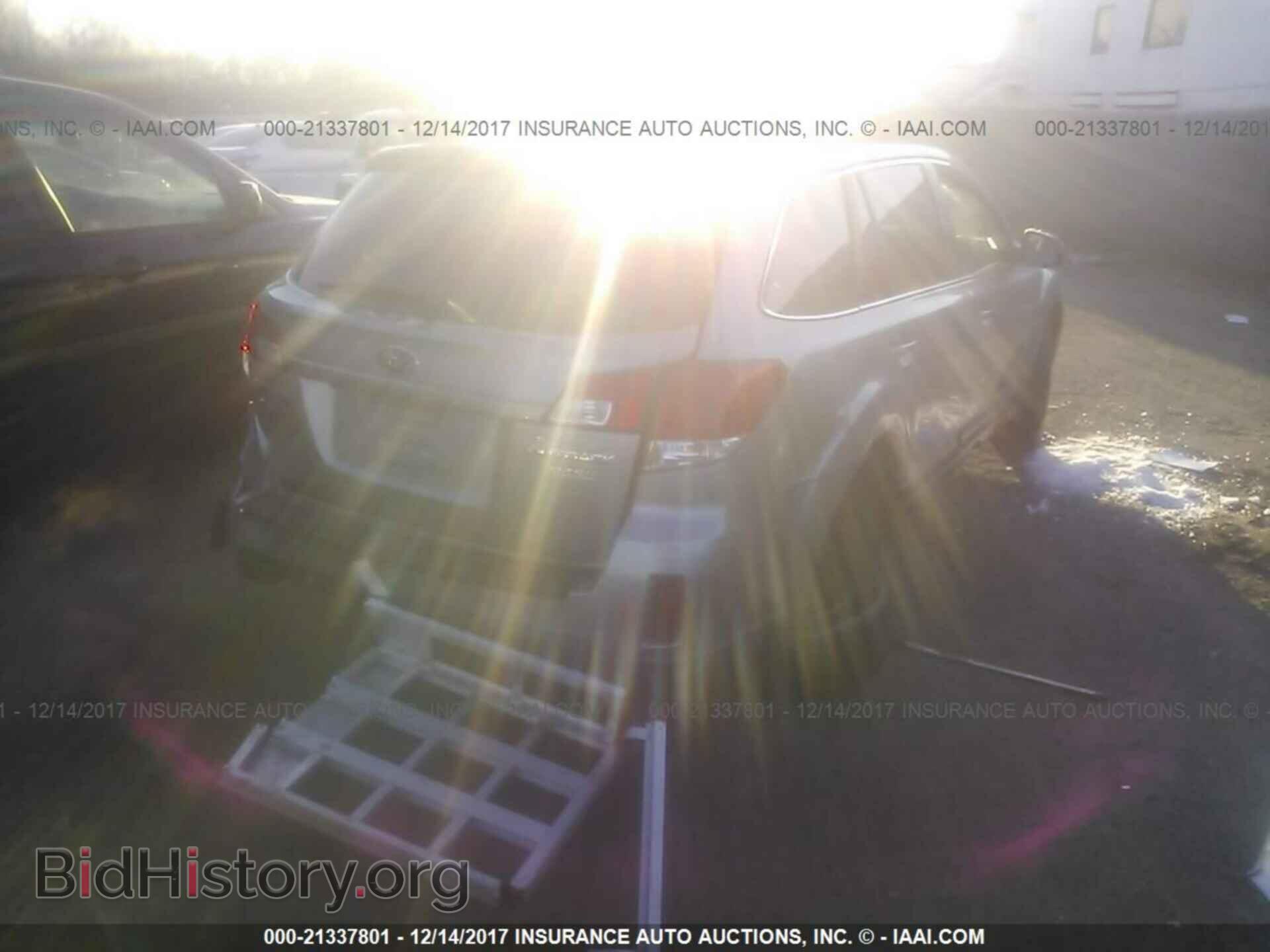 2011 Subaru Outback - VIN: 4S4BRBGC3B3396464 - Фото 4