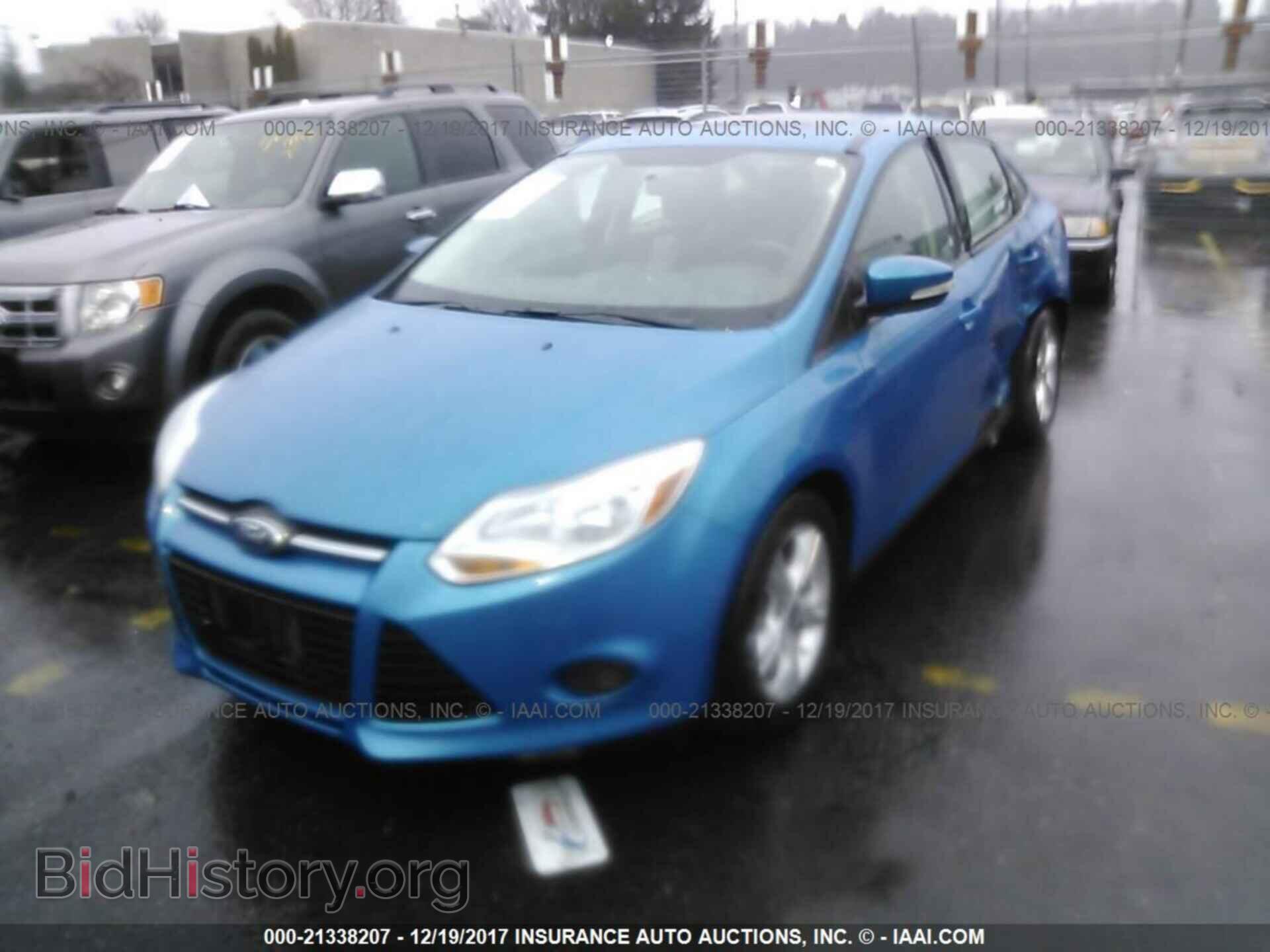 2013 Ford Focus - VIN: 1FADP3F20DL184888 - Photo 2