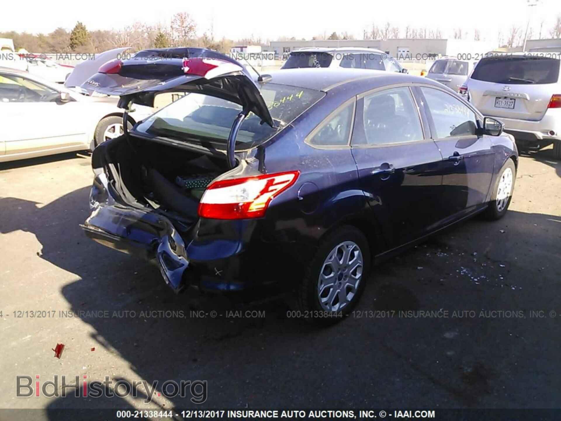 2012 Ford Focus - VIN: 1FAHP3F26CL148638 - Photo 4
