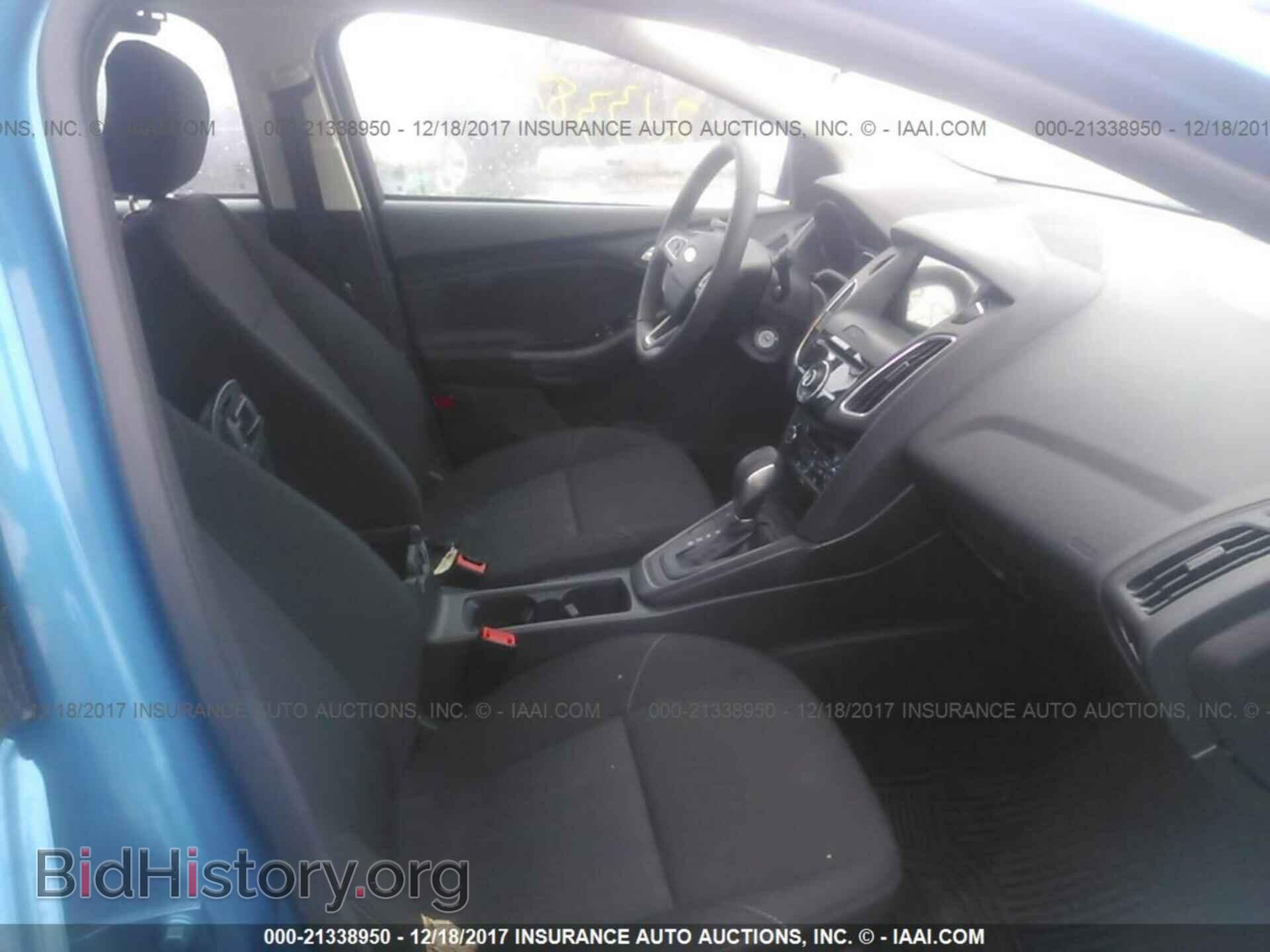 2017 Ford Focus - VIN: 1FADP3M23HL243330 - Photo 5