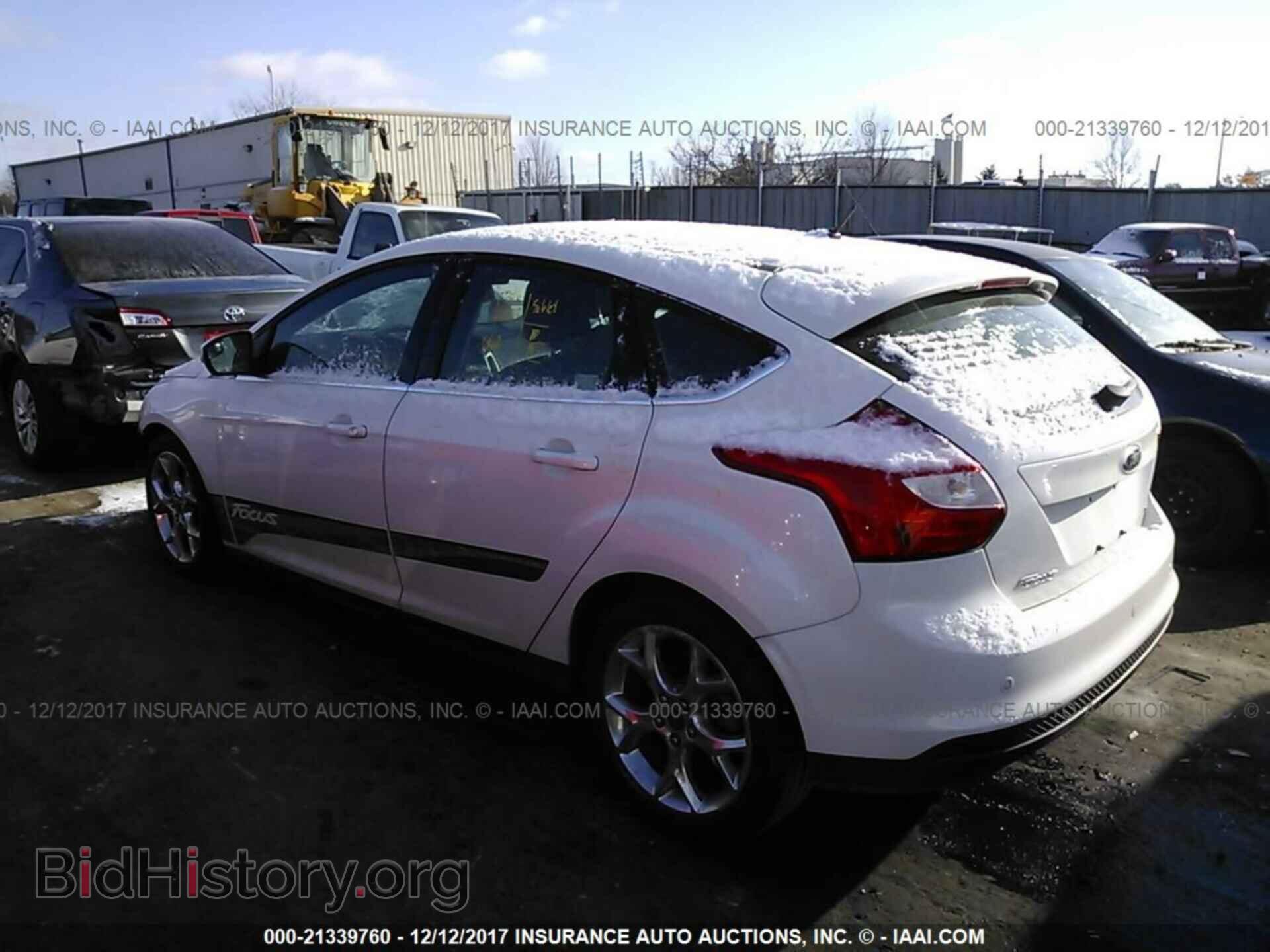 2012 Ford Focus - VIN: 1FAHP3M28CL113912 - Photo 3
