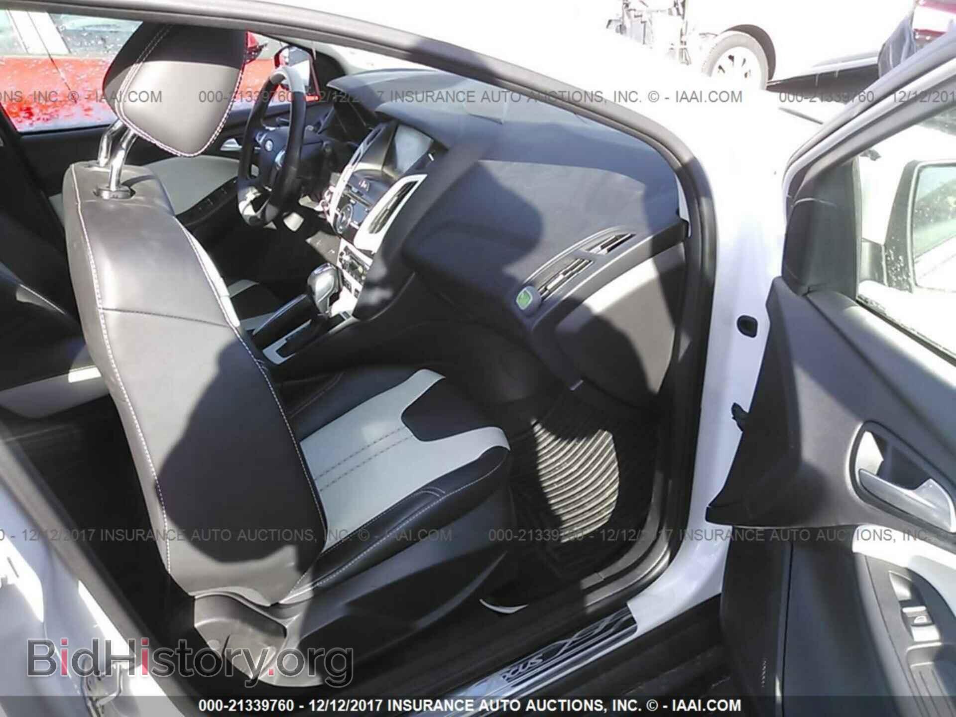 2012 Ford Focus - VIN: 1FAHP3M28CL113912 - Photo 5