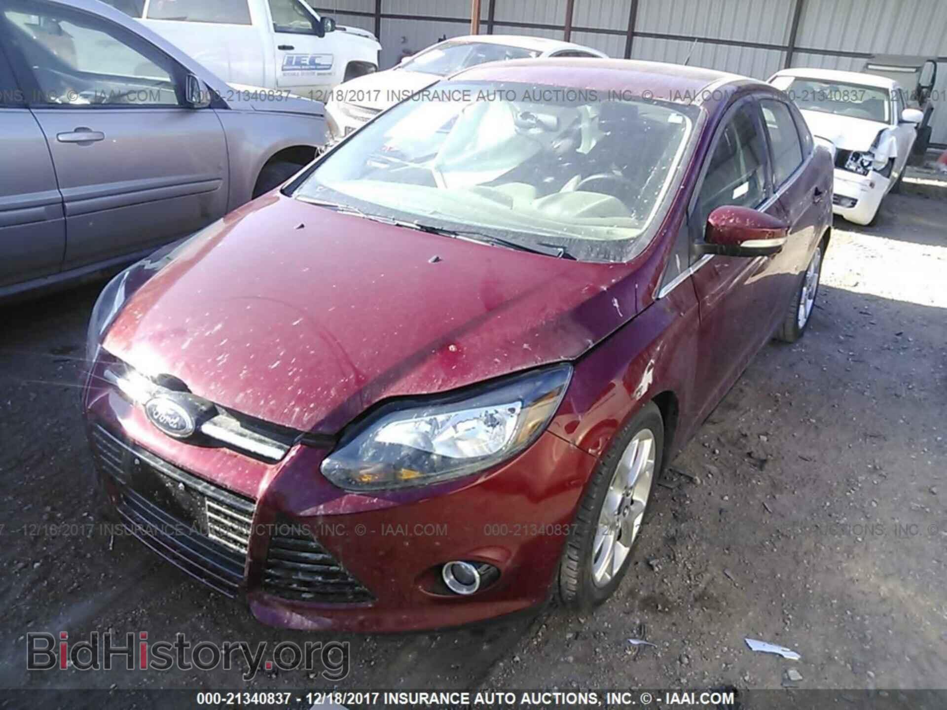 2014 Ford Focus - VIN: 1FADP3J28EL161710 - Photo 2