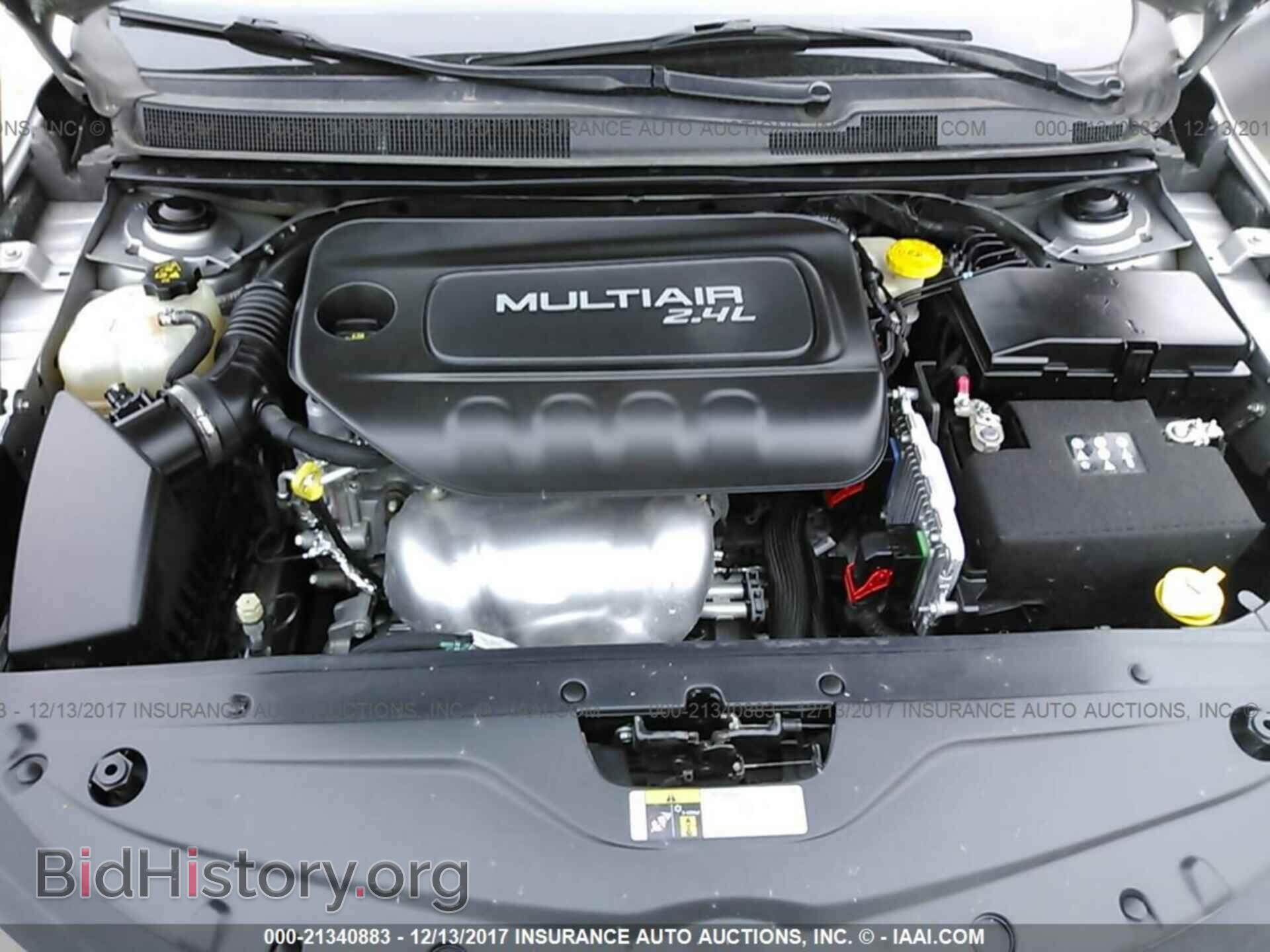 2015 Chrysler 200 - VIN: 1C3CCCAB9FN556538 - Фото 10