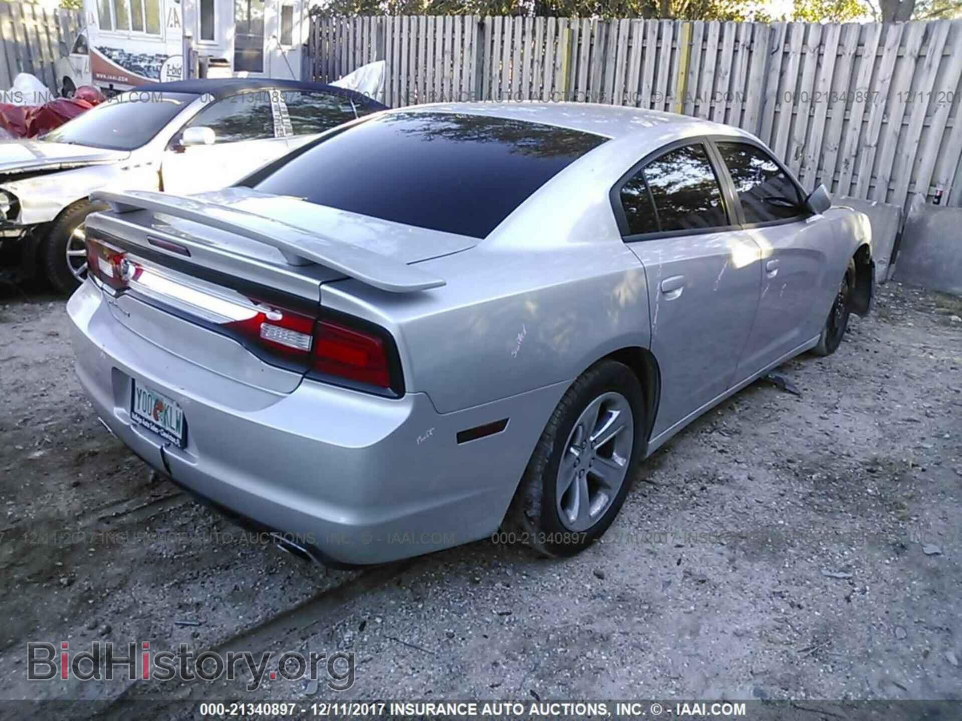 2012 Dodge Charger - VIN: 2C3CDXBG3CH300916 - Фото 4